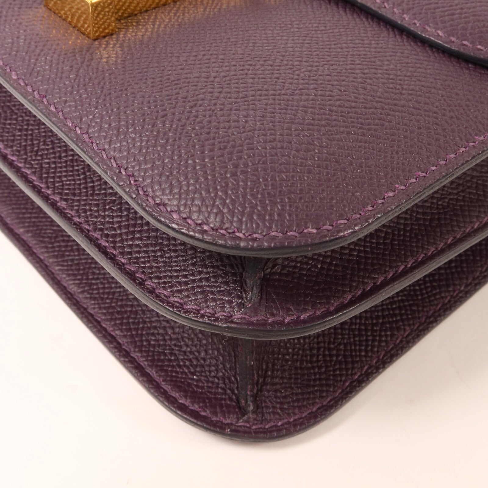 HERMES Epsom皮革Constance 24肩背袋Raisin