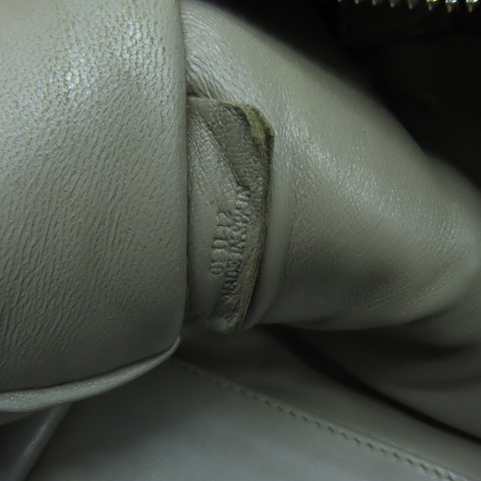 LOEWE **【激減優惠】牛皮皮革Handbag銀扣手挽袋灰色