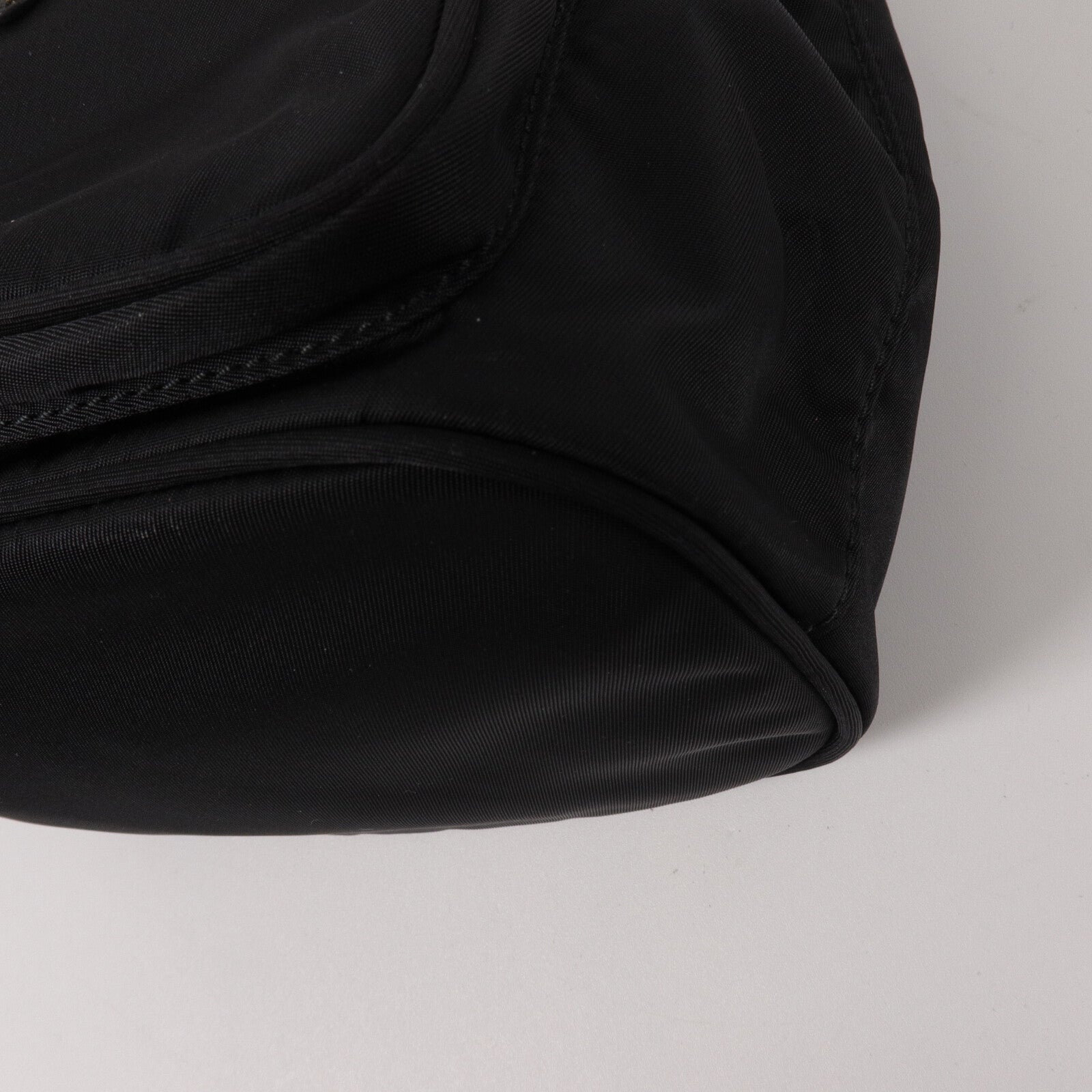 PRADA 尼龍Duet Re-Nylon Bucket手挽肩背兩用袋