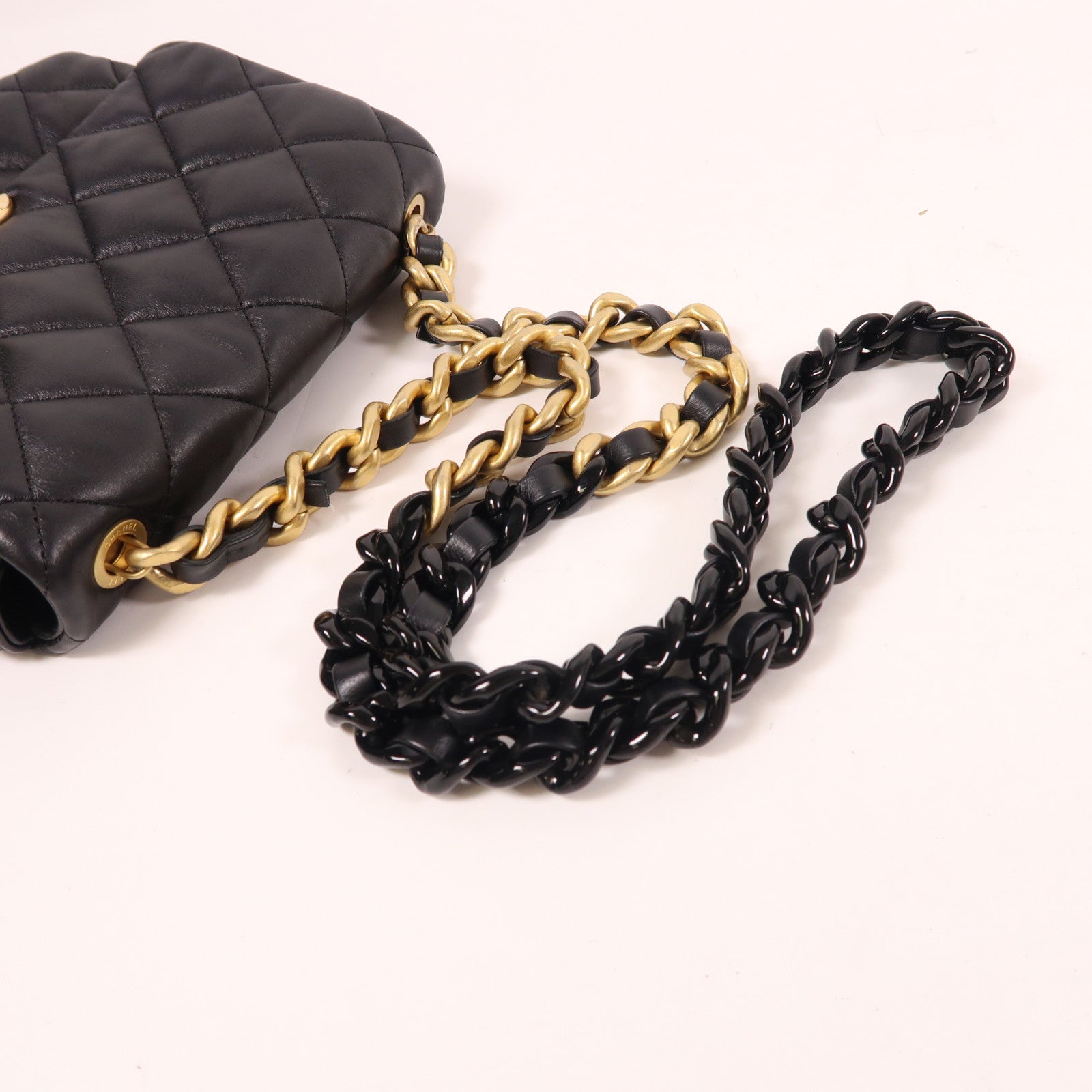 CHANEL 羊皮皮革Flap Shoulder Bag金扣鏈帶肩背袋