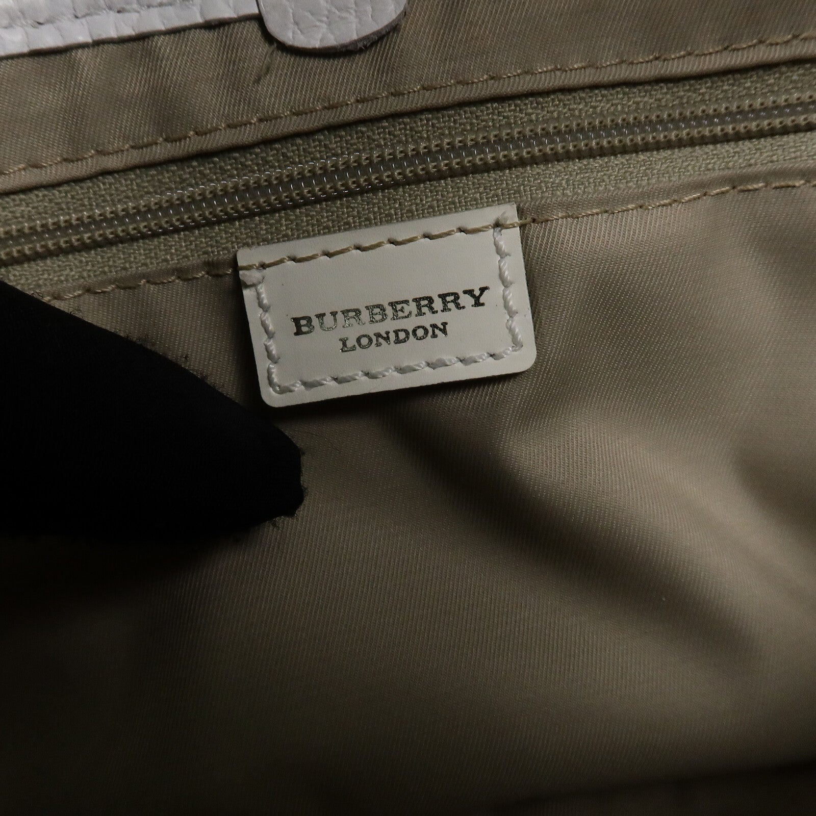 BURBERRY 塗層帆布Shoulder Bag肩背袋