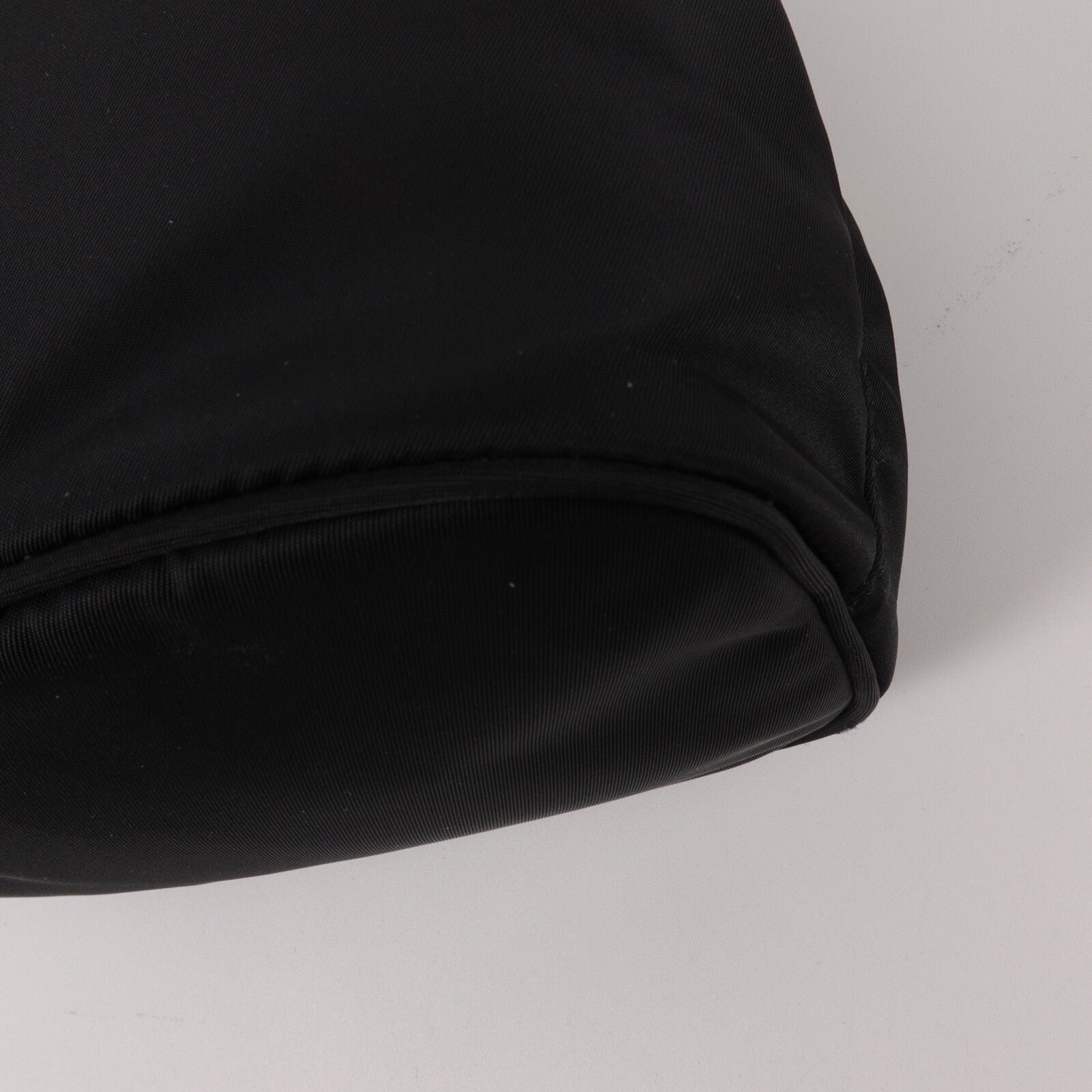 PRADA 尼龍Duet Re-Nylon Bucket手挽肩背兩用袋