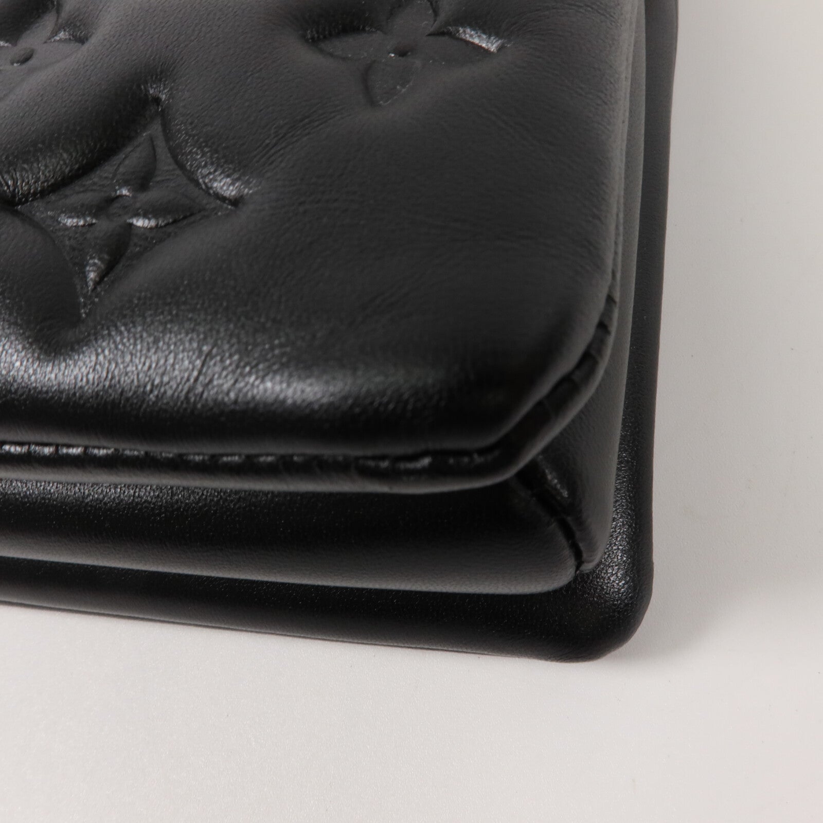 LOUIS VUITTON Monogram Embossed Puffy Coussin PM手挽肩背兩用袋