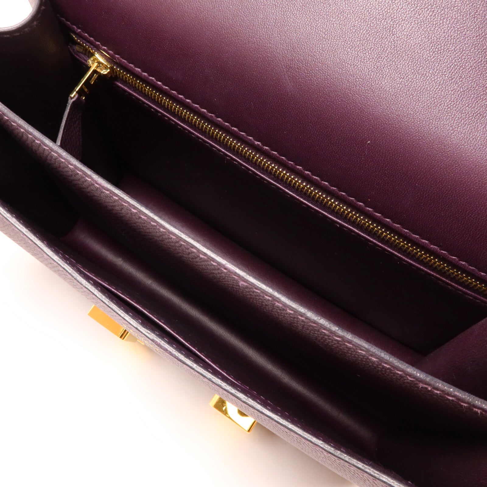 HERMES Epsom皮革Constance 24肩背袋Raisin