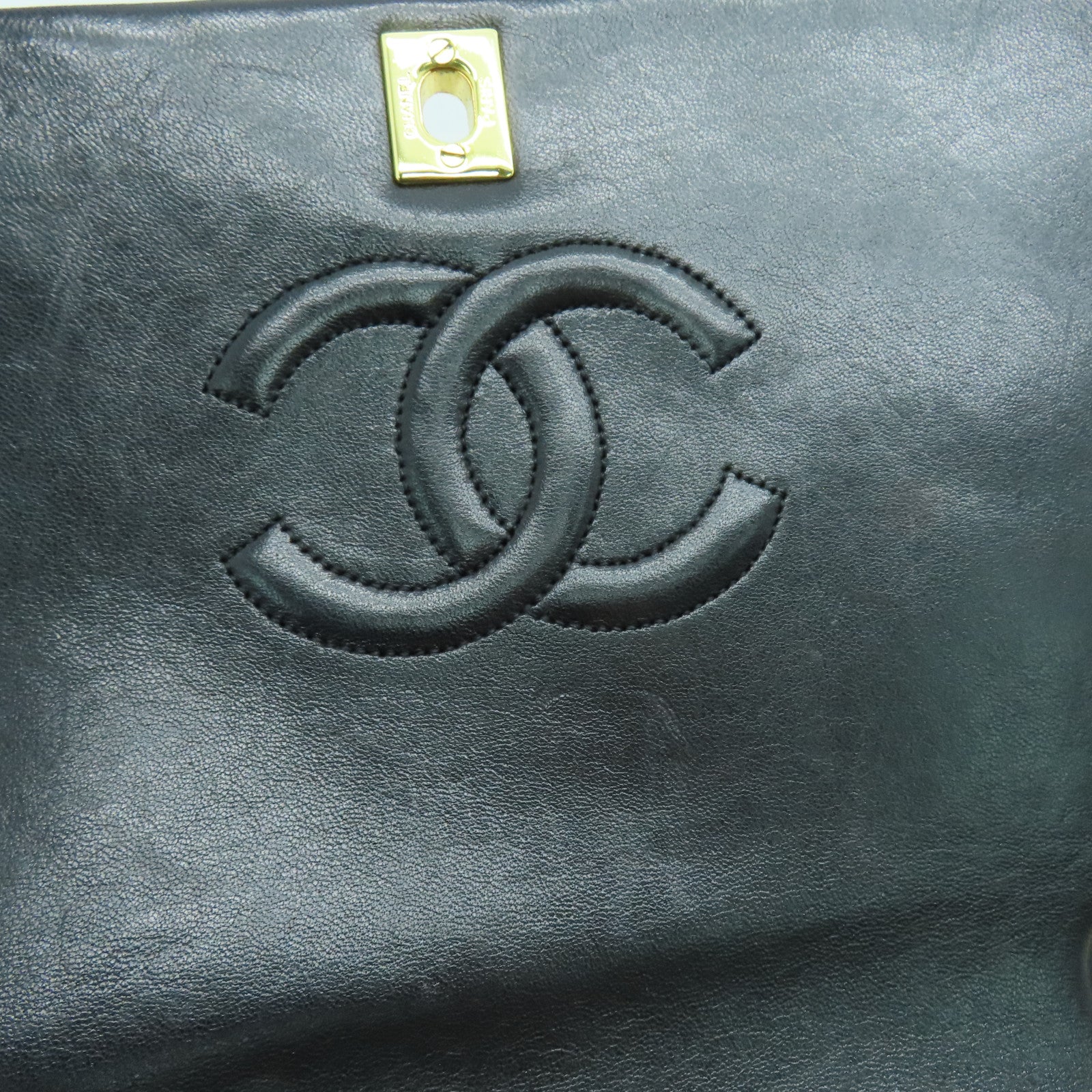 CHANEL 【激減優惠】菱格羊皮皮革Chain Shoulder金扣肩背袋黑色