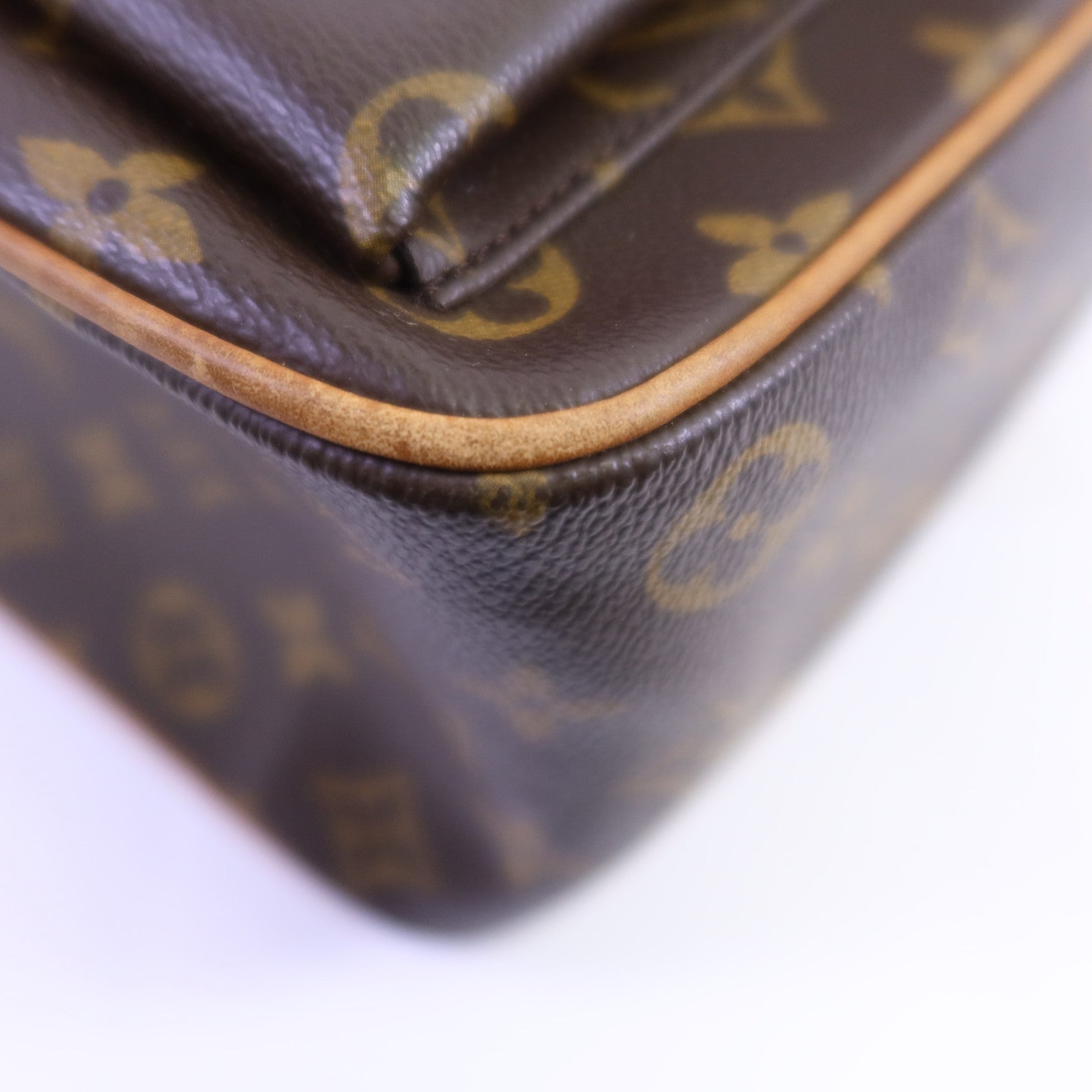LOUIS VUITTON Monogram Multiple Cite金扣手挽袋