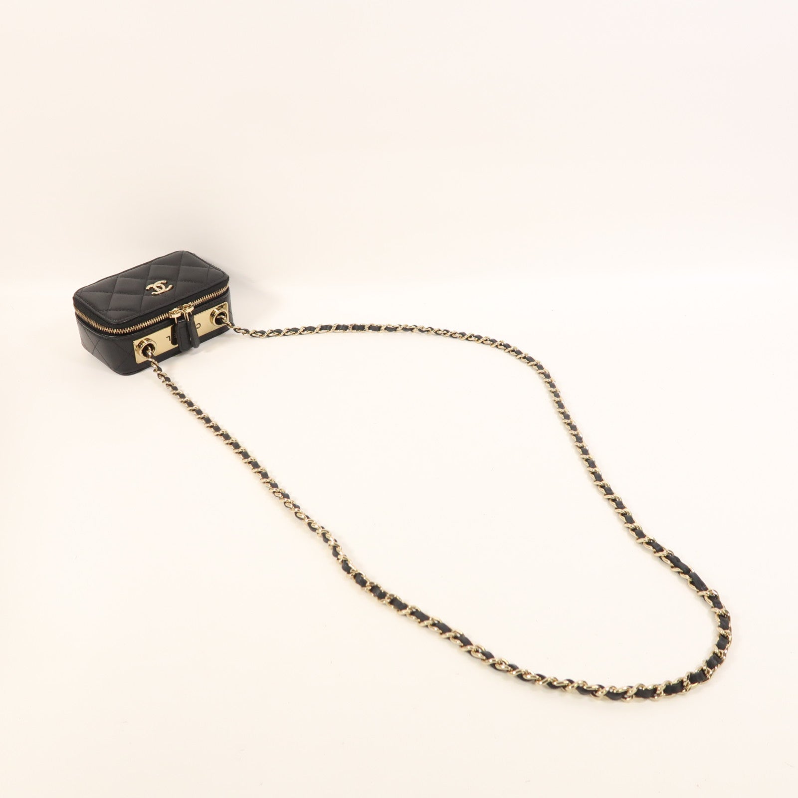 CHANEL 羊皮皮革Chain Shoulder Bag金扣鏈帶肩背袋