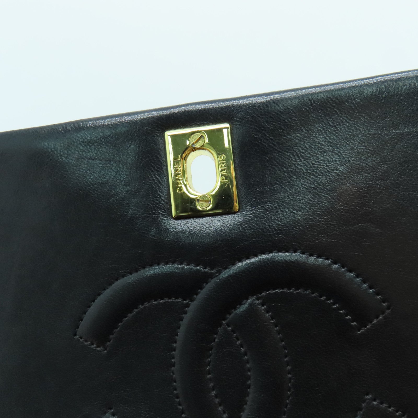 CHANEL 【激減優惠】菱格羊皮皮革Chain Shoulder金扣肩背袋黑色