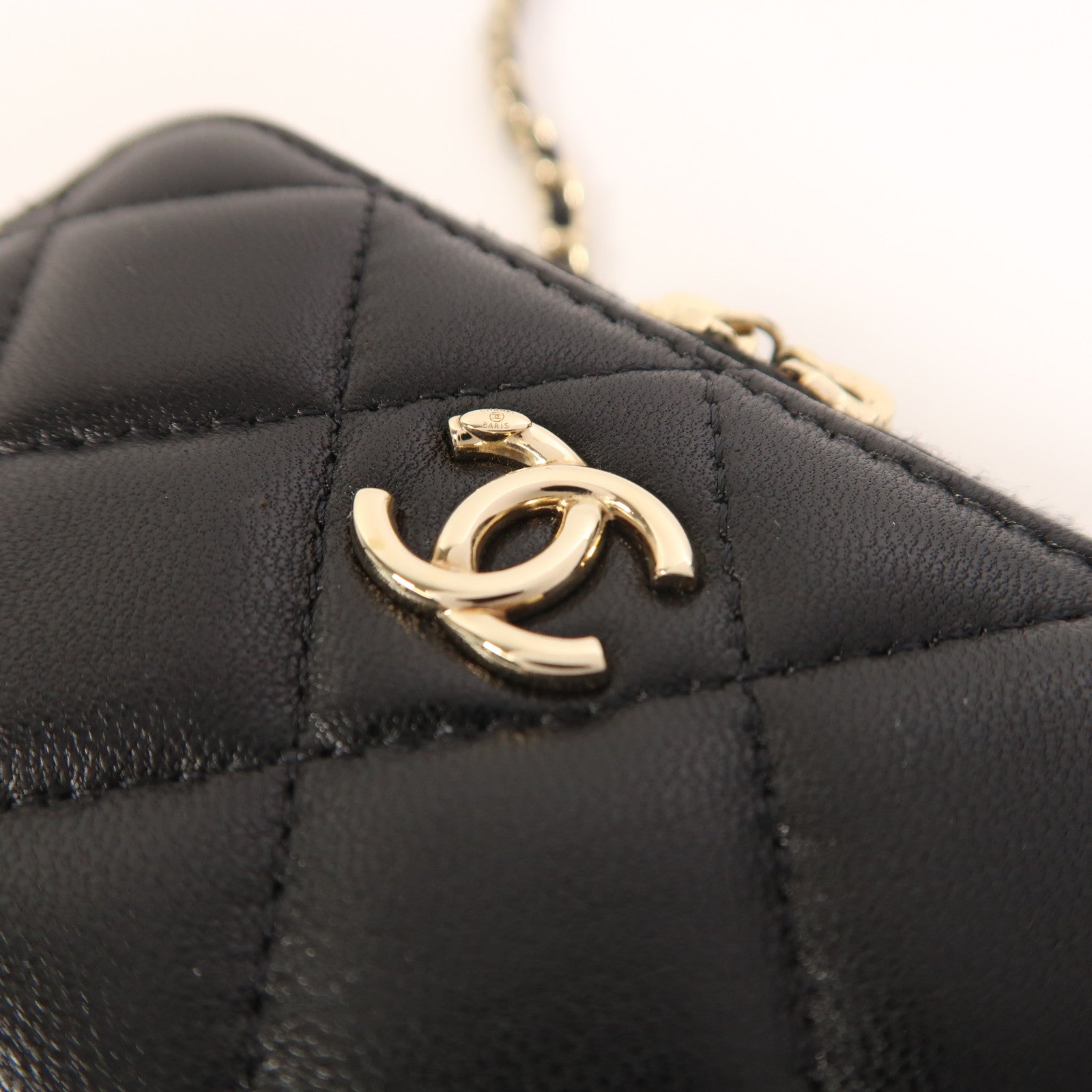 CHANEL 羊皮皮革Chain Shoulder Bag金扣鏈帶肩背袋