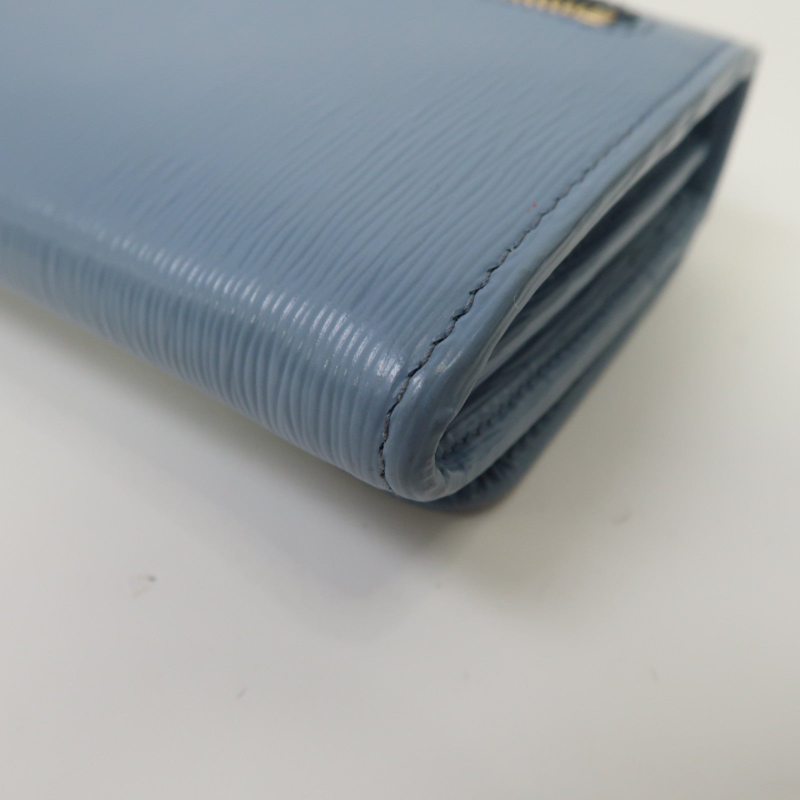 PRADA 【激減優惠】牛皮皮革Long Wallet金扣長錢包淺藍色