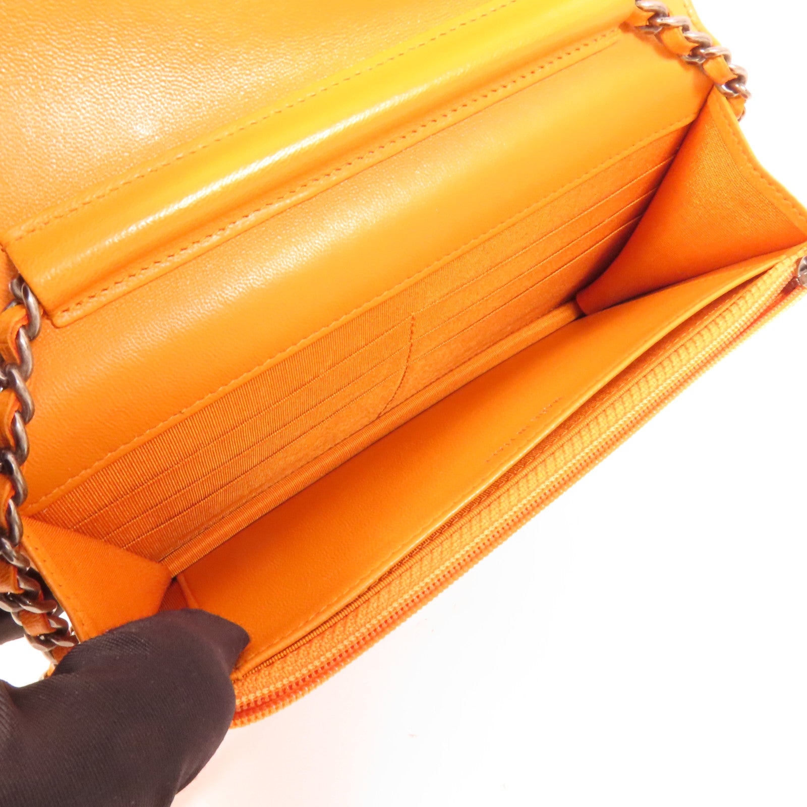 CHANEL 羊皮皮革Boy Wallet On Chain銀扣肩背袋