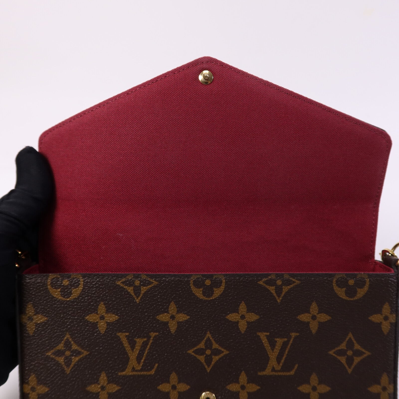 LOUIS VUITTON Monogram Pochette Felicie金扣鏈帶肩背袋