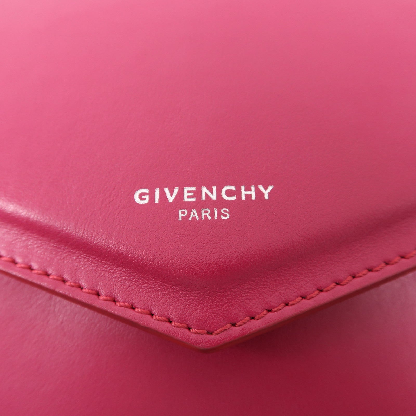 GIVENCHY 牛皮皮革Duetto銀扣肩背袋