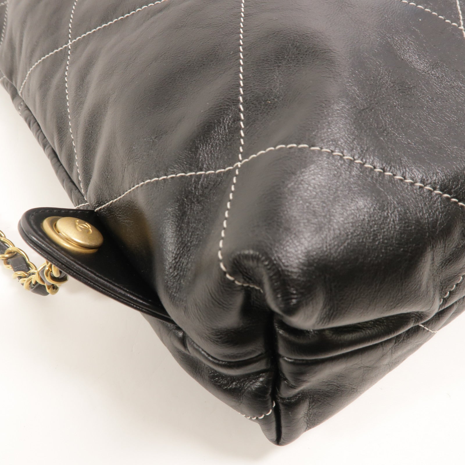 CHANEL 牛皮皮革Chanel 22 Backpack背包