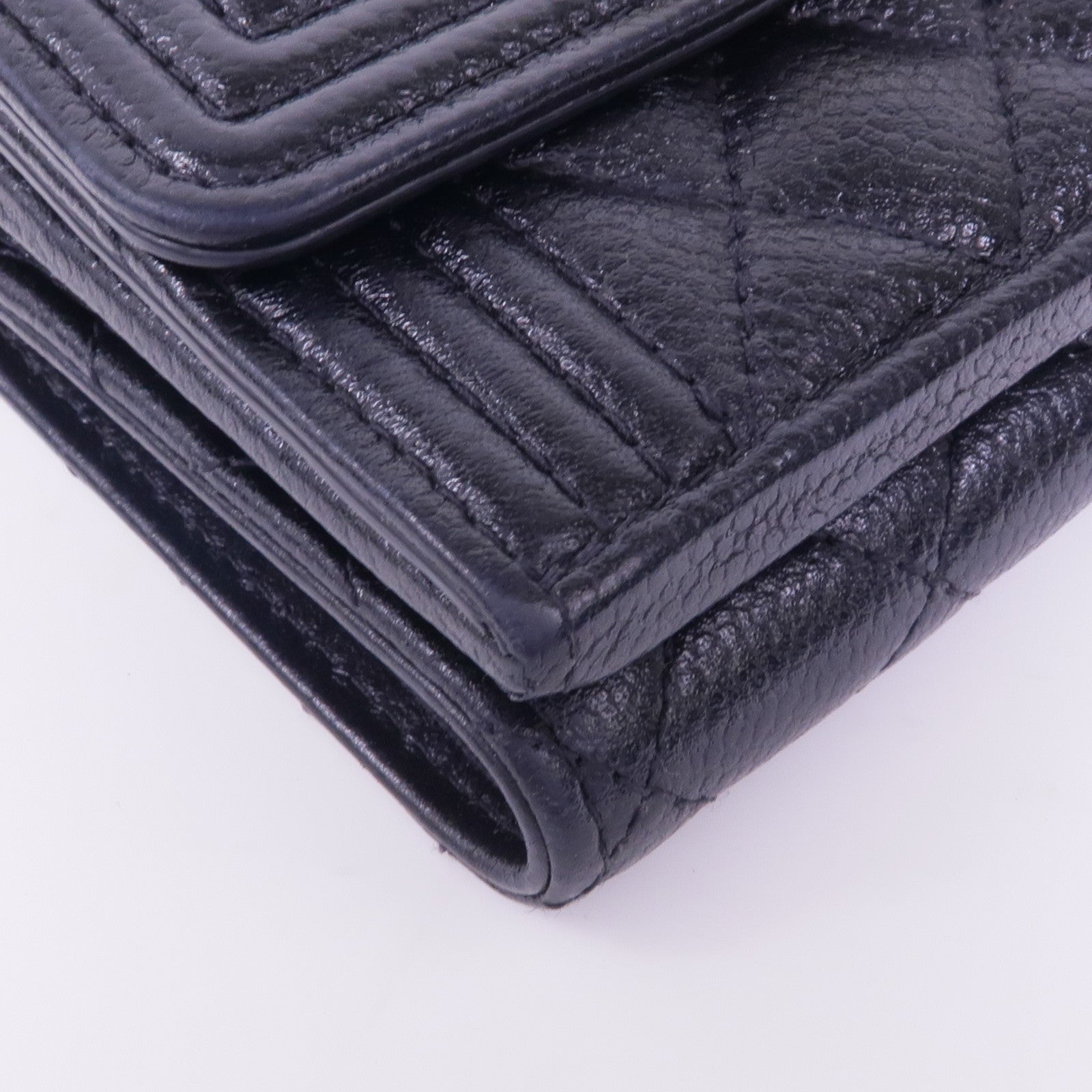 CHANEL 牛皮皮革Boy Wallet金扣錢包