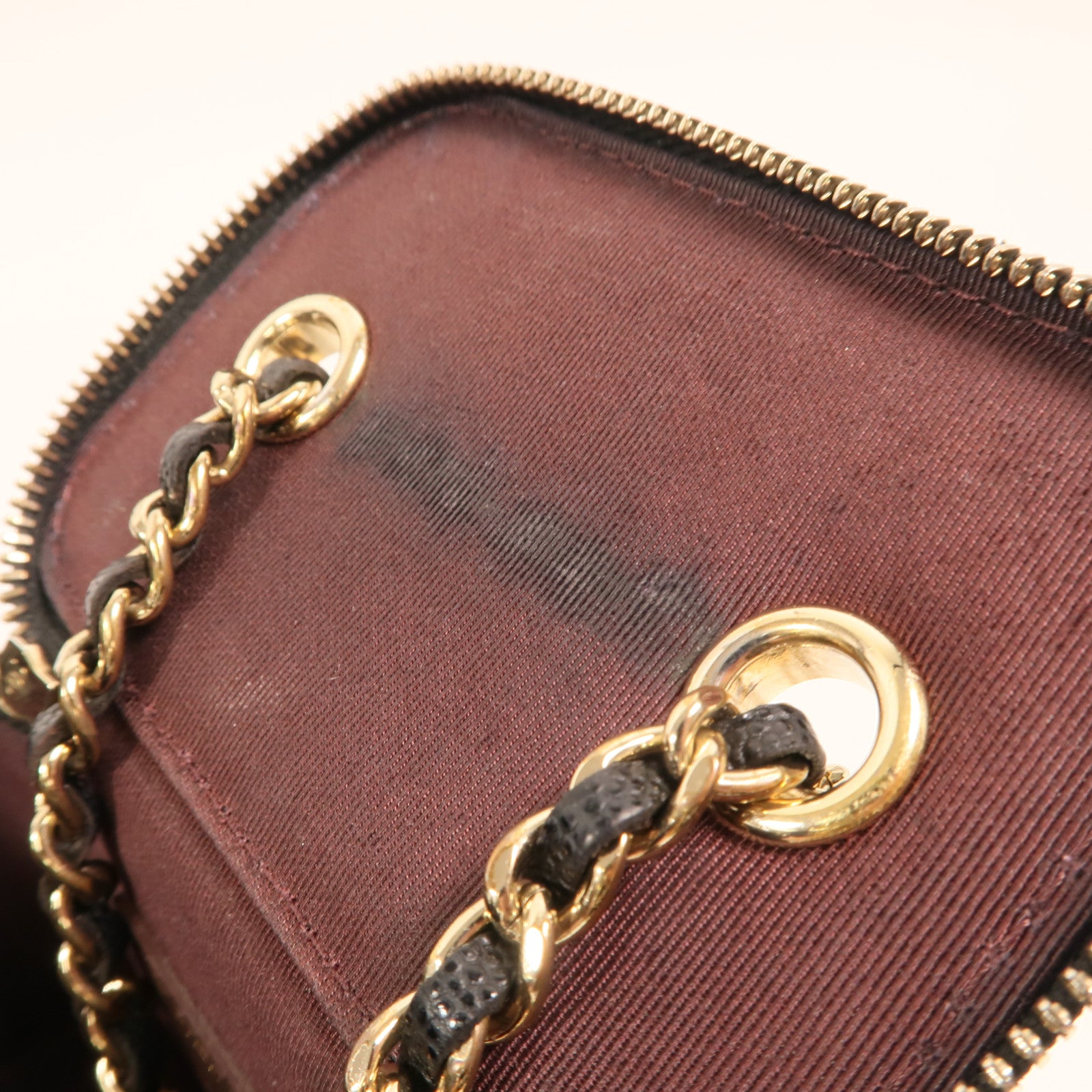 CHANEL 牛皮皮革Vanity Case金扣鏈帶肩背袋