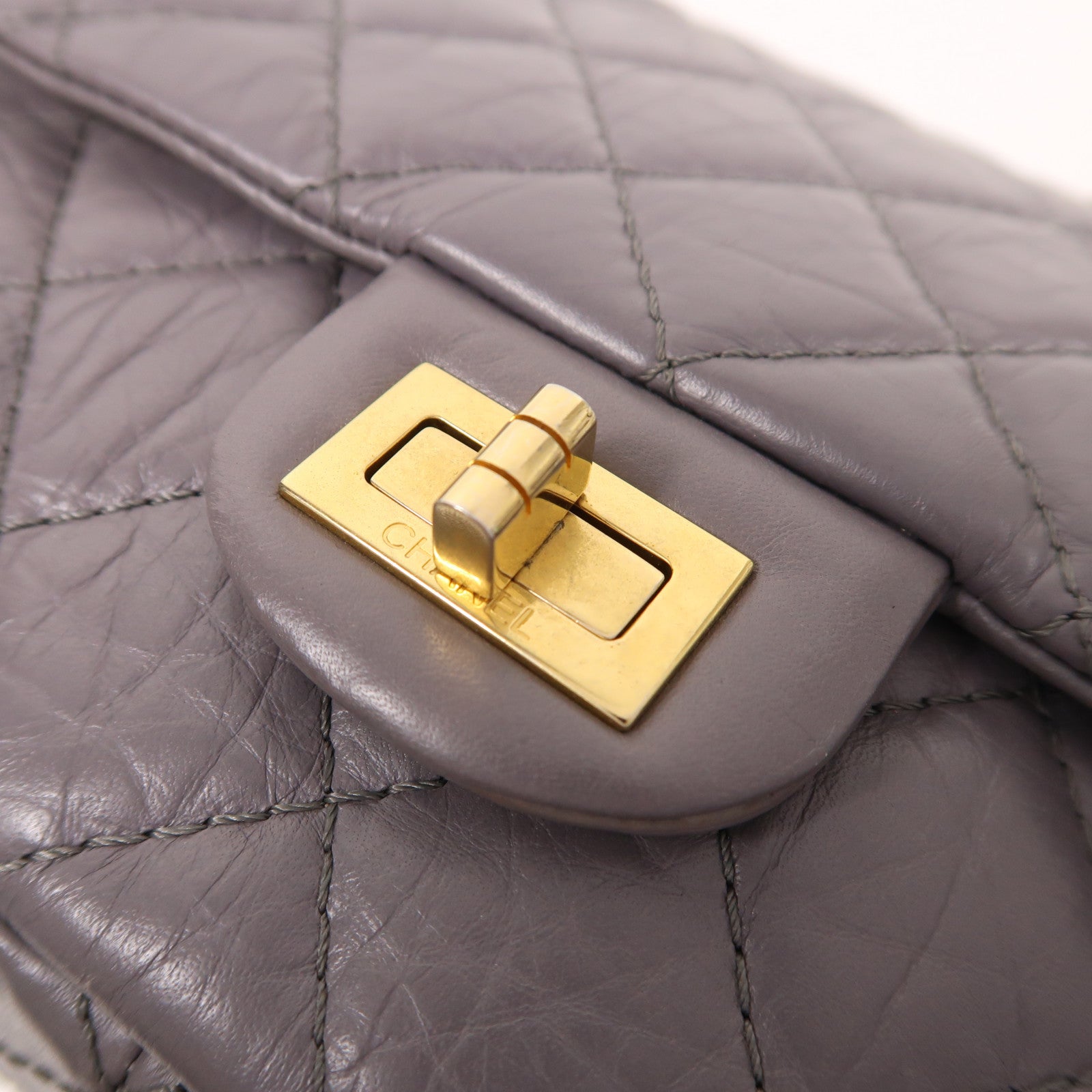 CHANEL 牛皮皮革Chanel 2.55 Reissue金扣鏈帶肩背袋