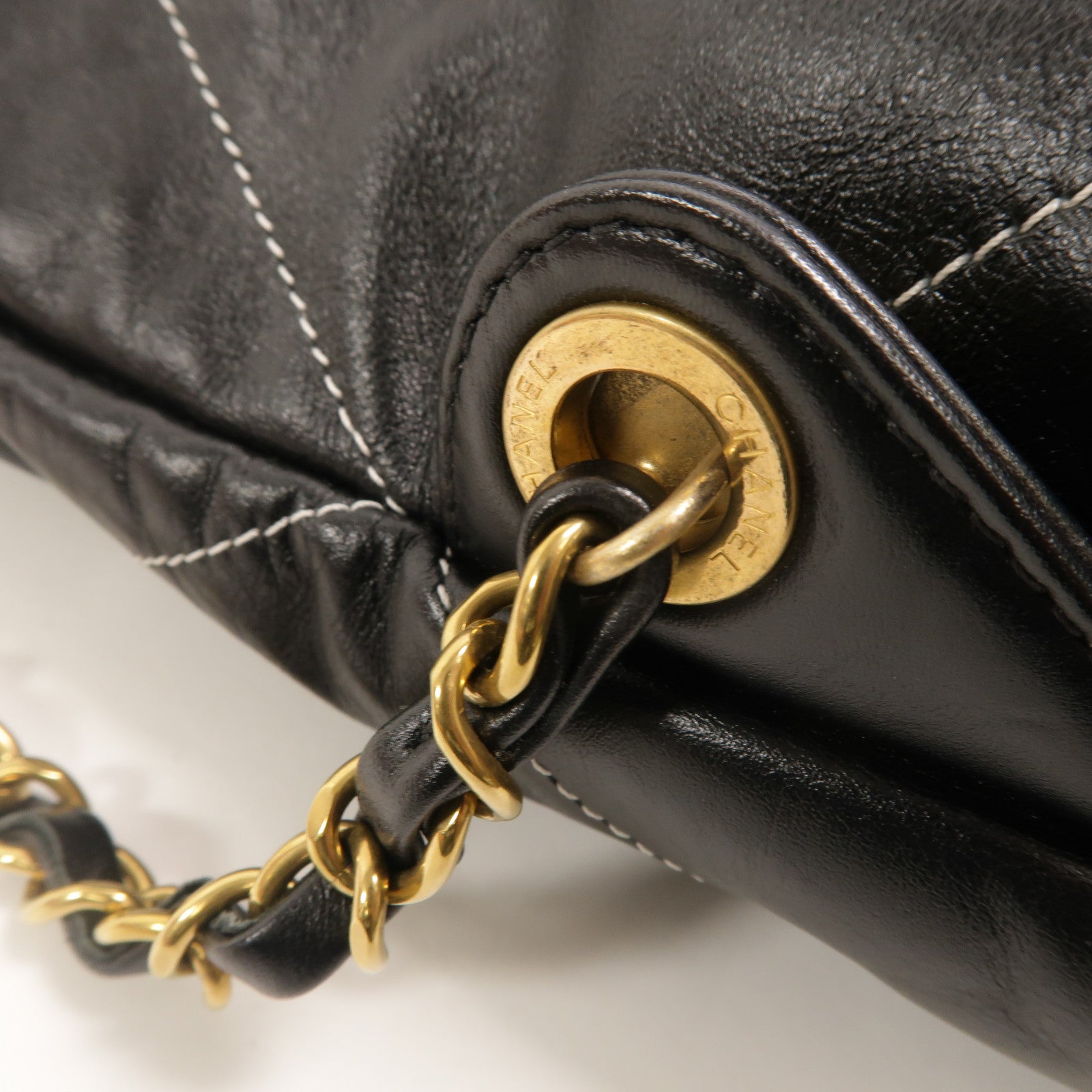 CHANEL 牛皮皮革Chanel 22 Backpack背包