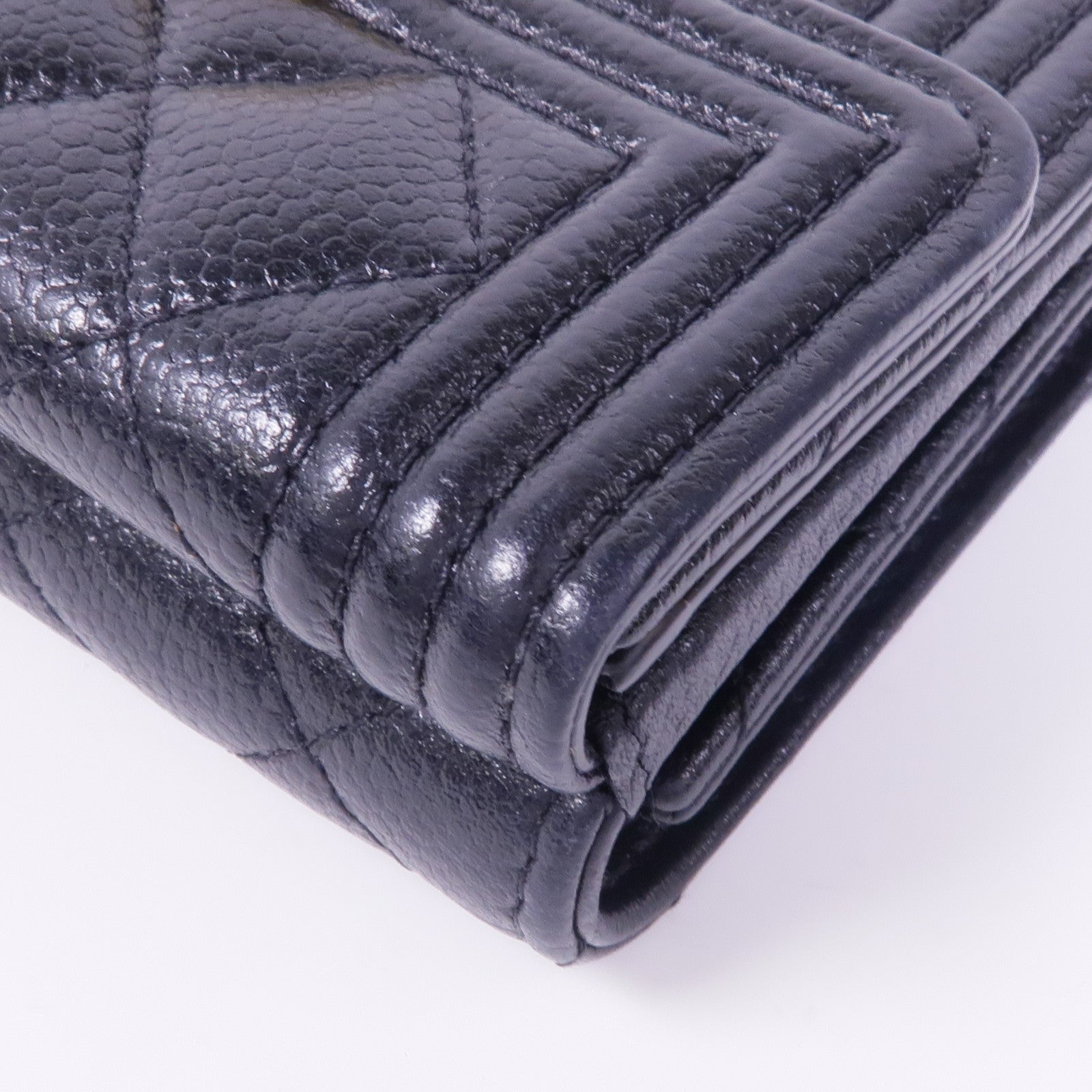 CHANEL 牛皮皮革Boy Wallet金扣錢包