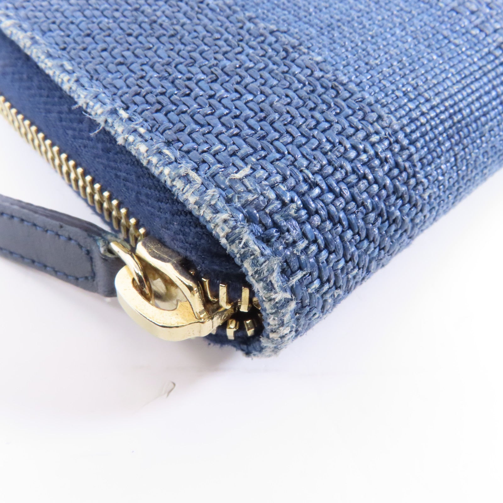 CHANEL 【激減優惠】牛仔布Zipped Long Wallet金扣長錢包藍色