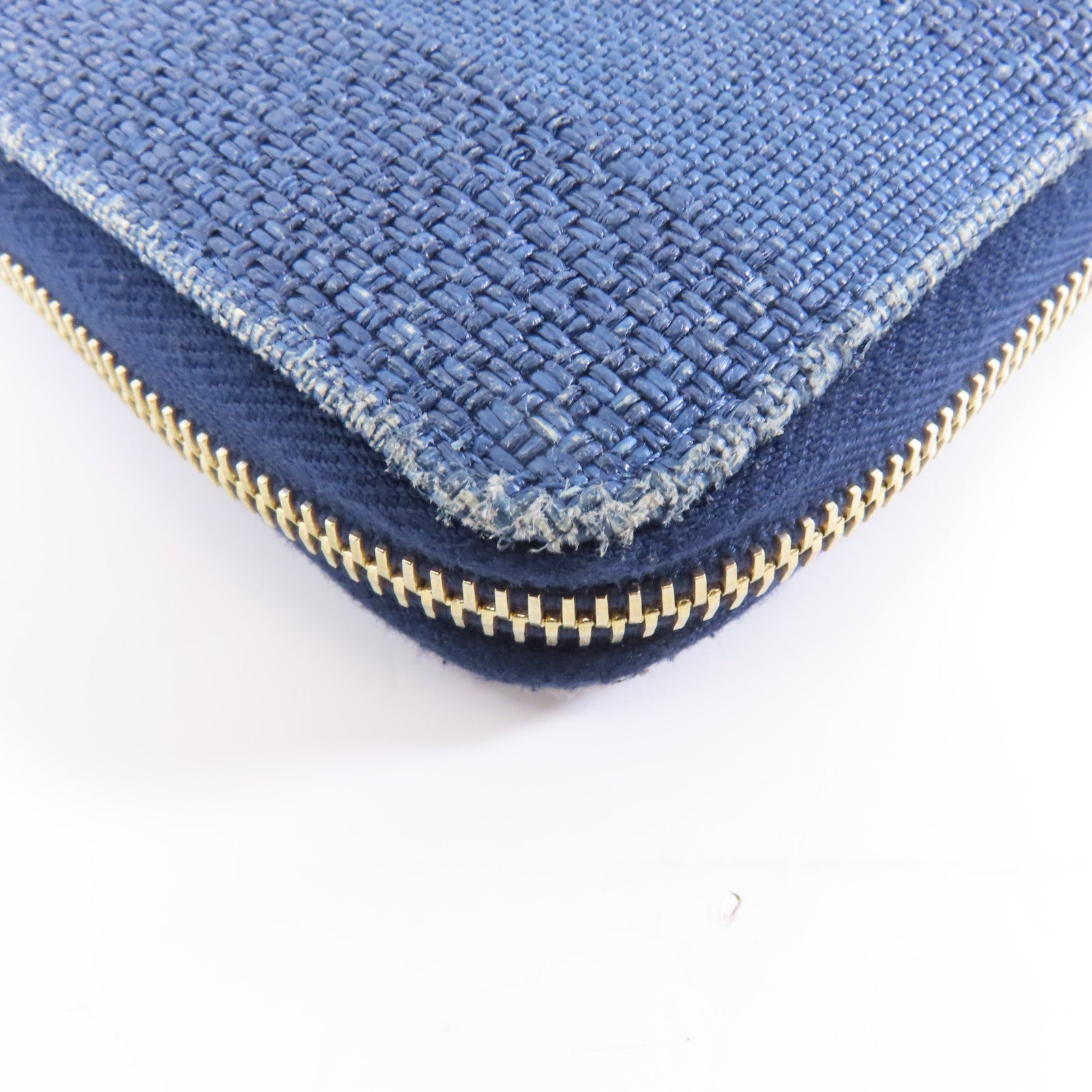 CHANEL 【激減優惠】牛仔布Zipped Long Wallet金扣長錢包藍色