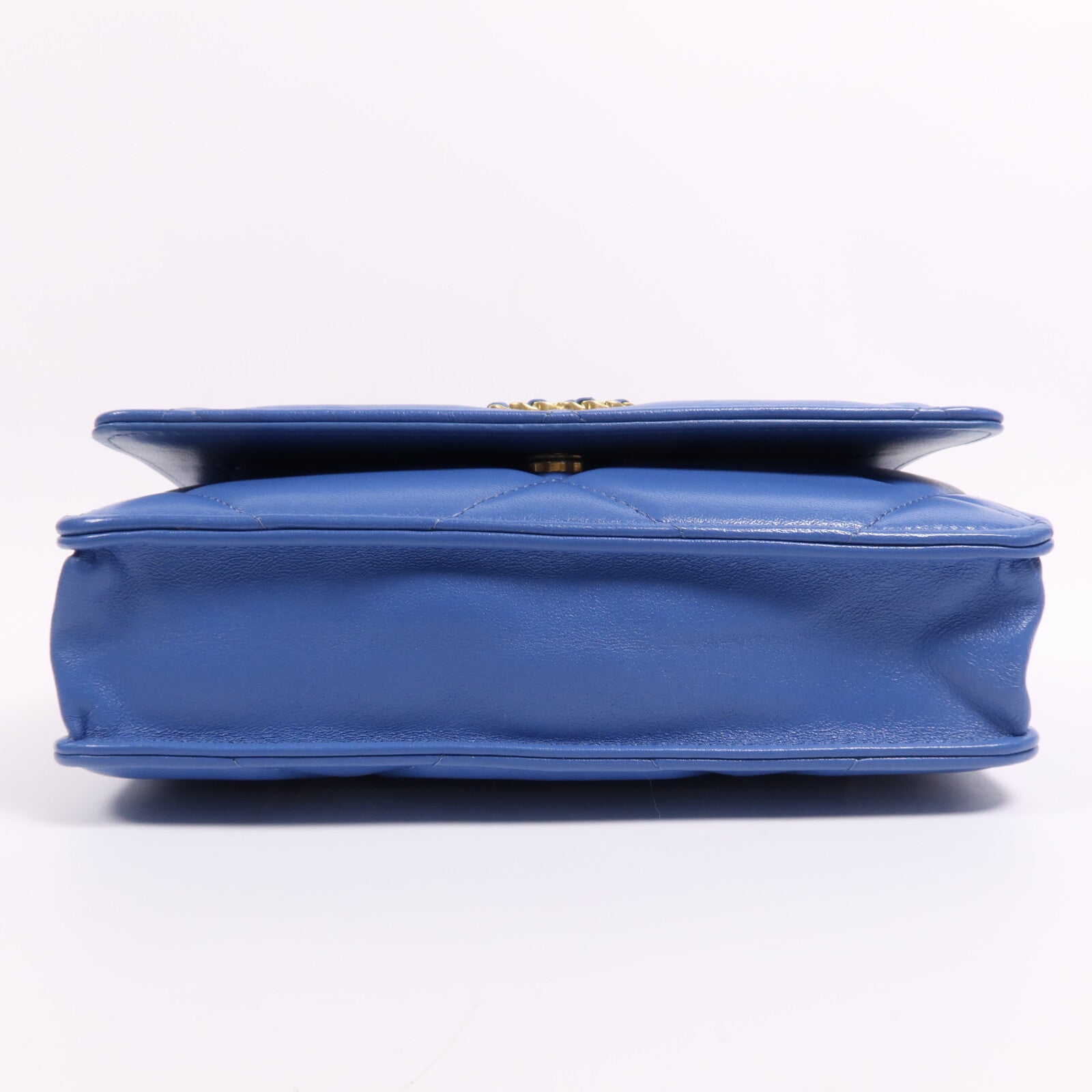 CHANEL 羊皮皮革19 WOC Wallet On Chain鏈帶手挽肩背兩用袋