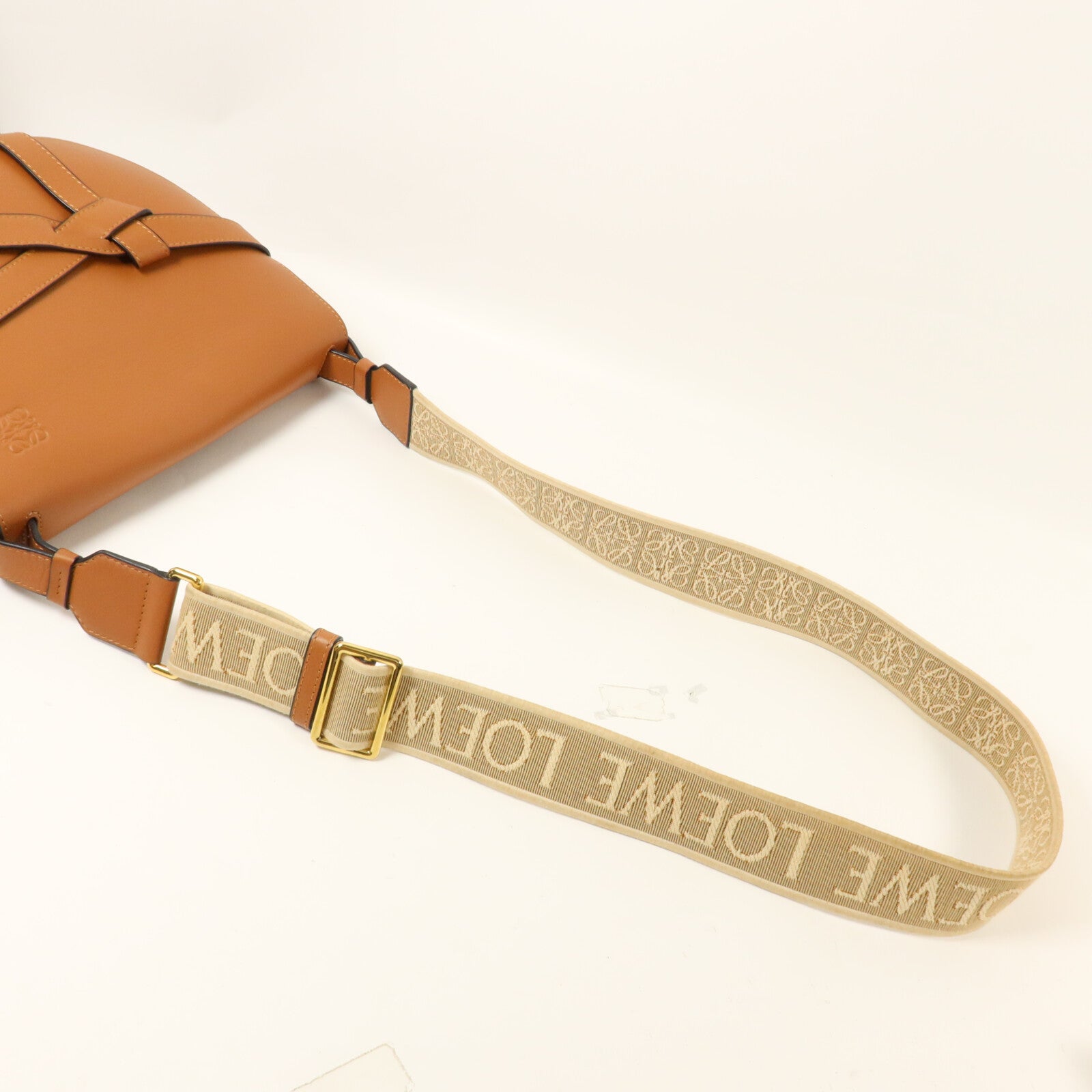 LOEWE 牛皮皮革Small Gate肩背袋