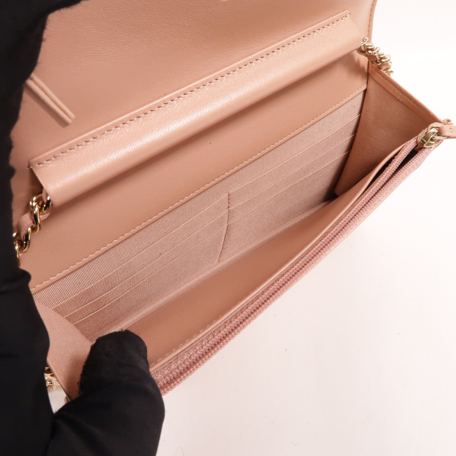 CHANEL 漆皮皮革WOC Wallet On Chain鏈帶肩背袋