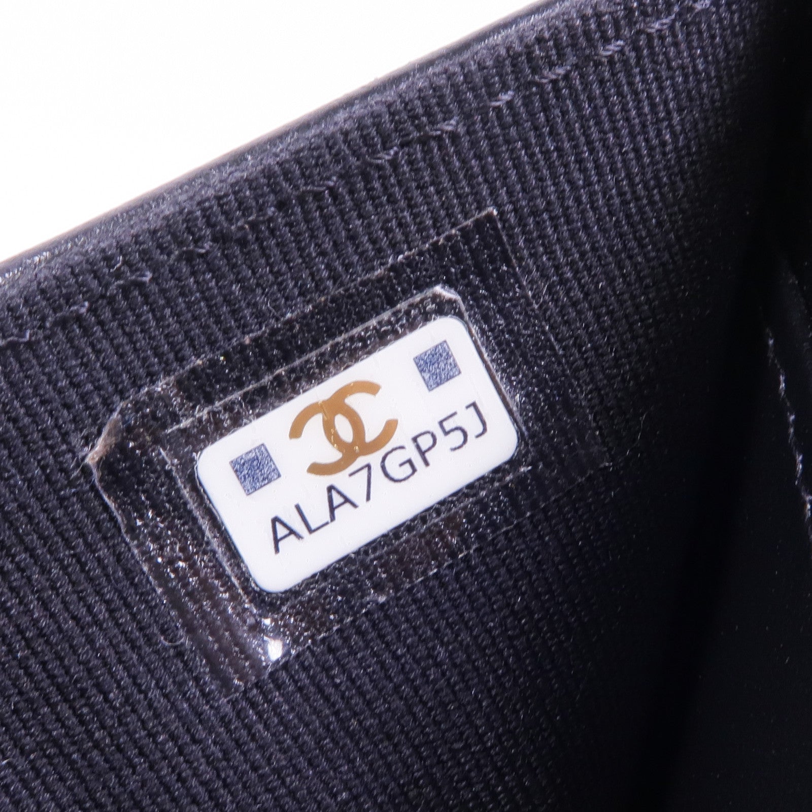 CHANEL 牛皮皮革Boy Wallet金扣錢包