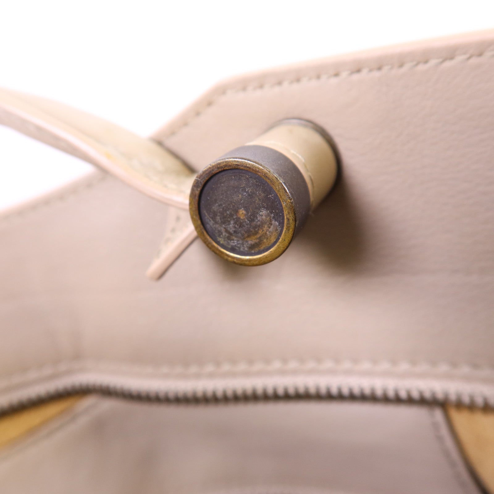 BALENCIAGA 牛皮皮革Blackout City手挽肩背兩用袋