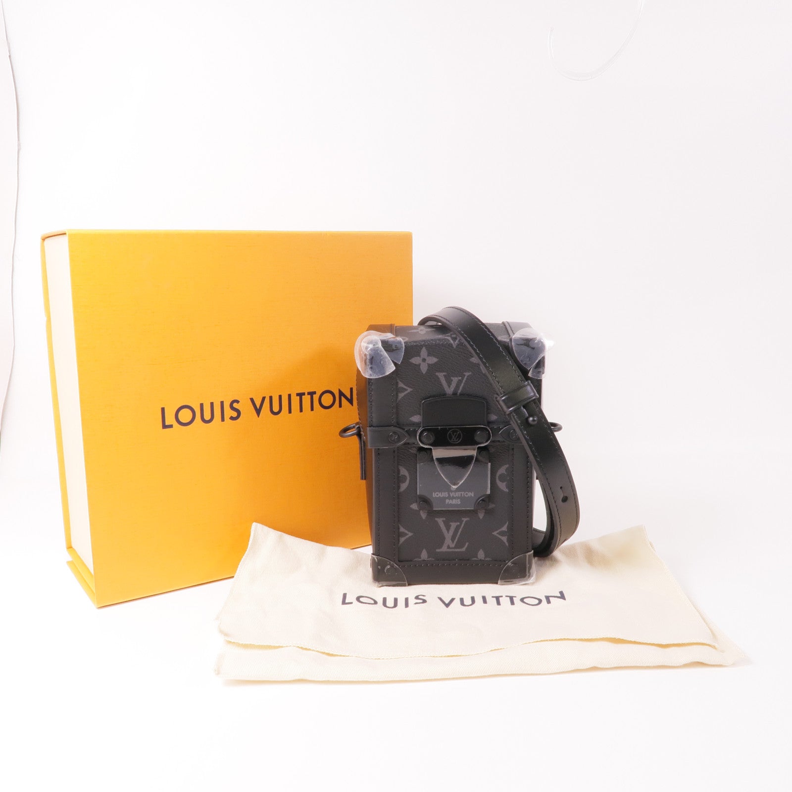 LOUIS VUITTON Monogram Eclipse Vertical Trunk Wearable Wallet肩背袋