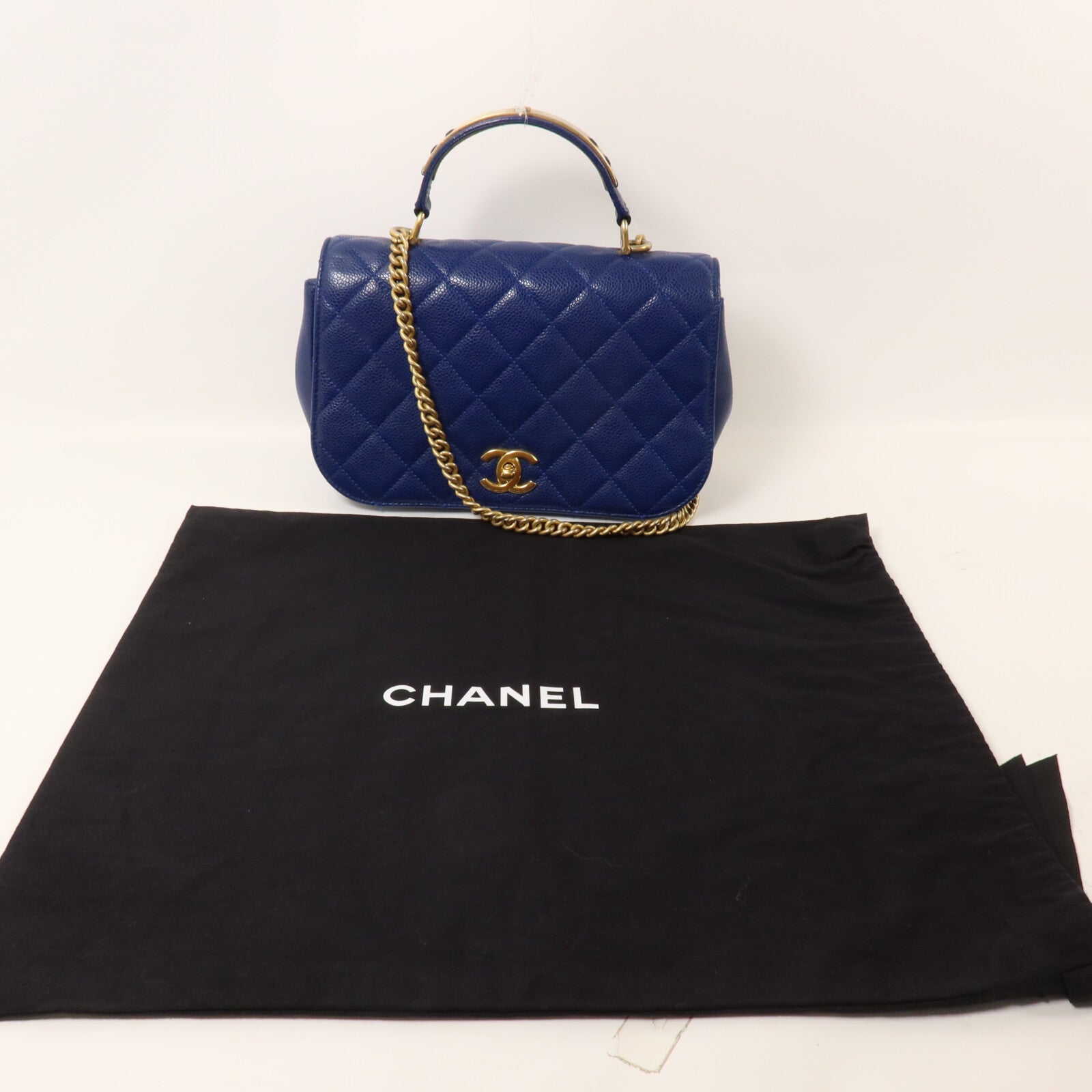 CHANEL 牛皮皮革Carry Around Flap Bag鏈帶手挽肩背兩用袋