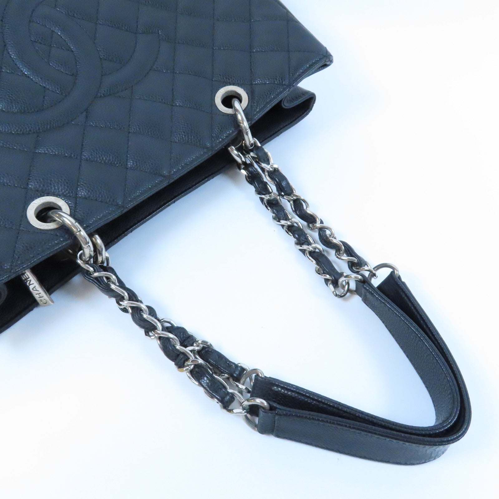 CHANEL **【激減優惠】菱格Caviar皮革GST銀扣鏈帶肩背袋黑色