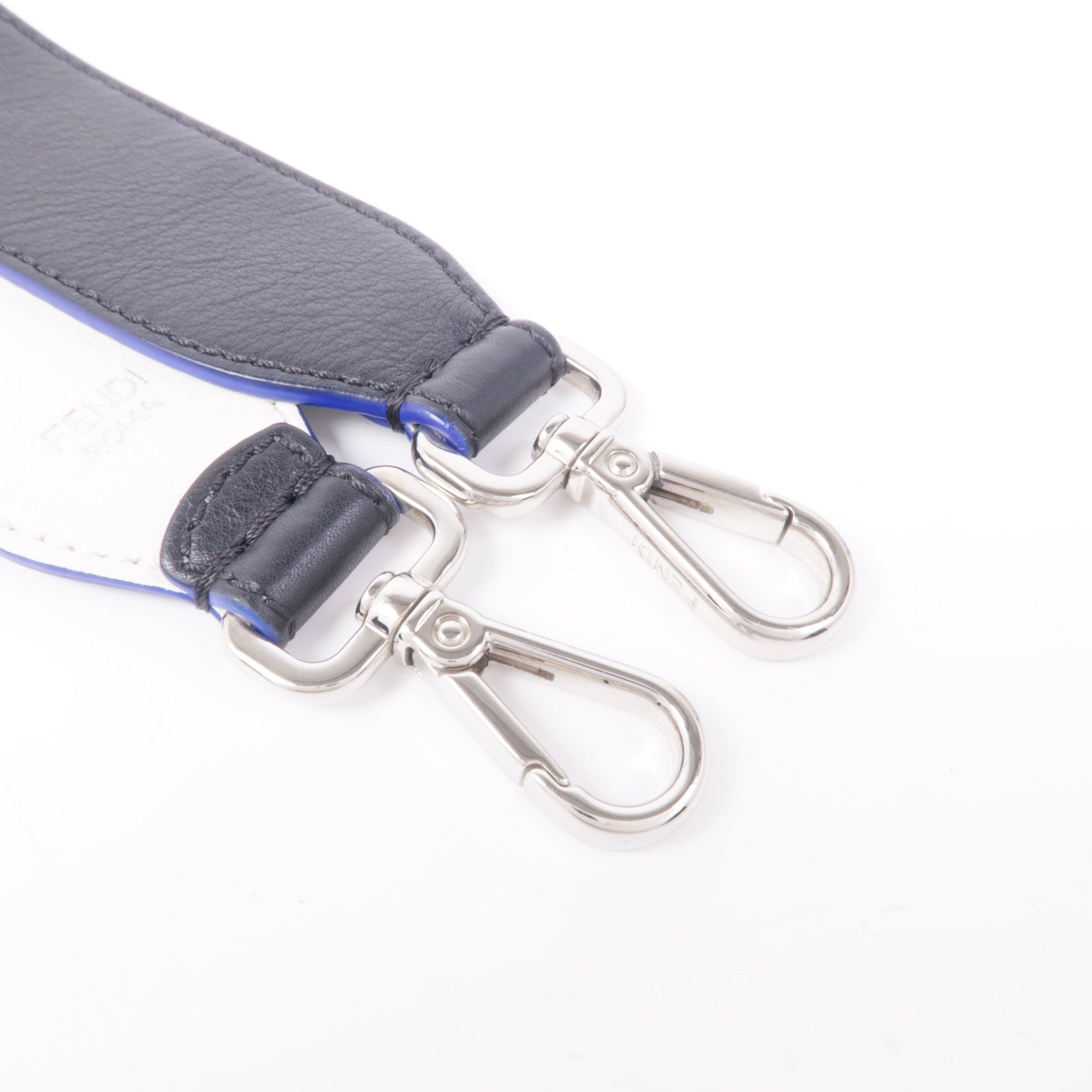 FENDI 牛皮皮革Shoulder Strap銀扣肩帶