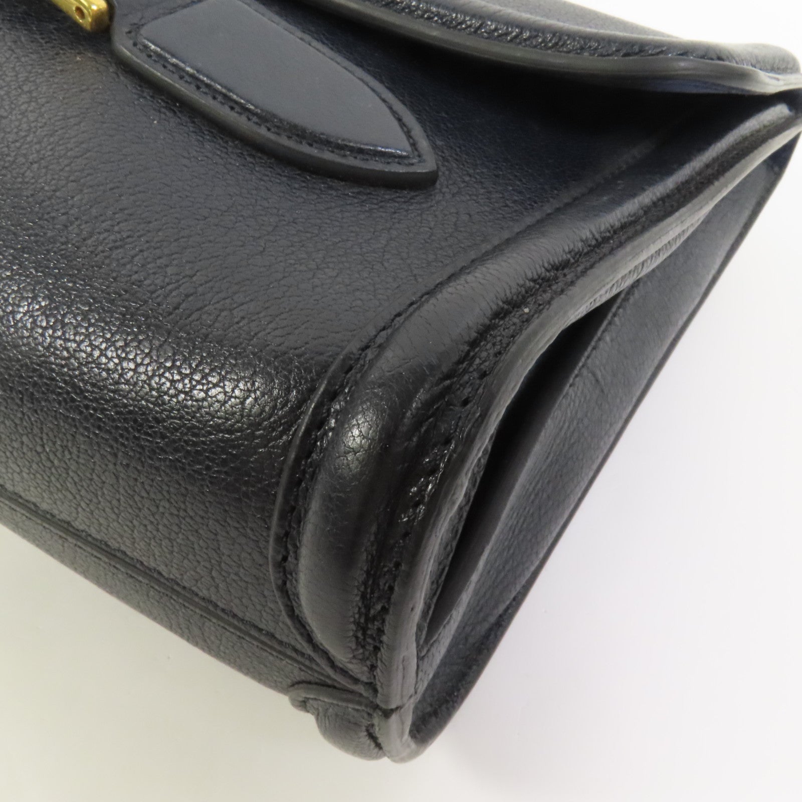 Alexander McQueen 牛皮皮革McQueen Clutch Bag金扣手提包