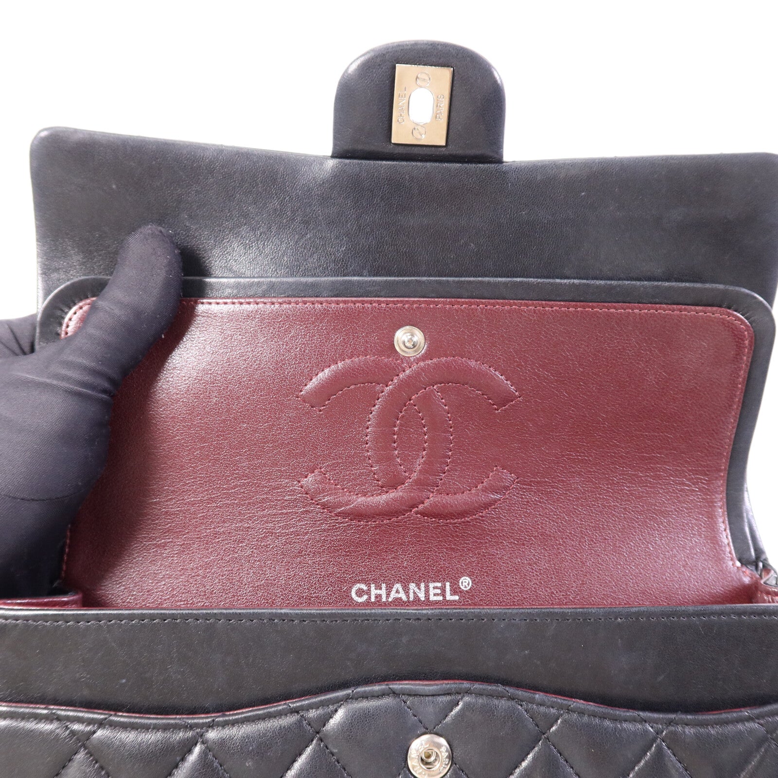 CHANEL 羊皮皮革Classic 25銀扣鏈帶肩背袋