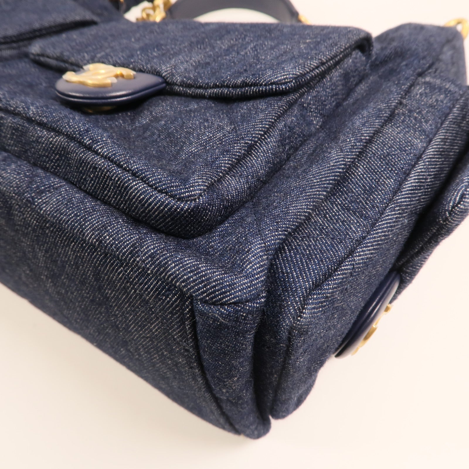 CHANEL 牛仔布C25 Hobo金扣鏈帶肩背袋