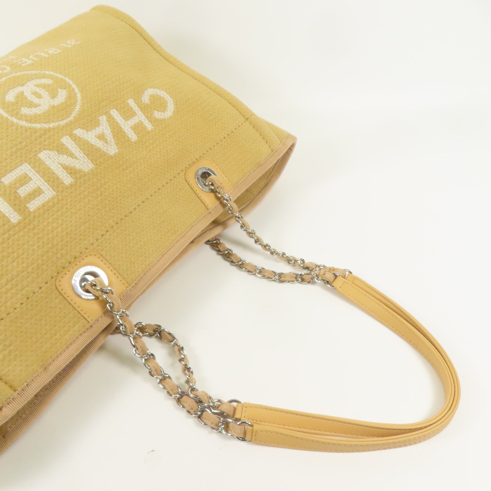 CHANEL 帆布Deauville銀扣鏈帶肩背袋