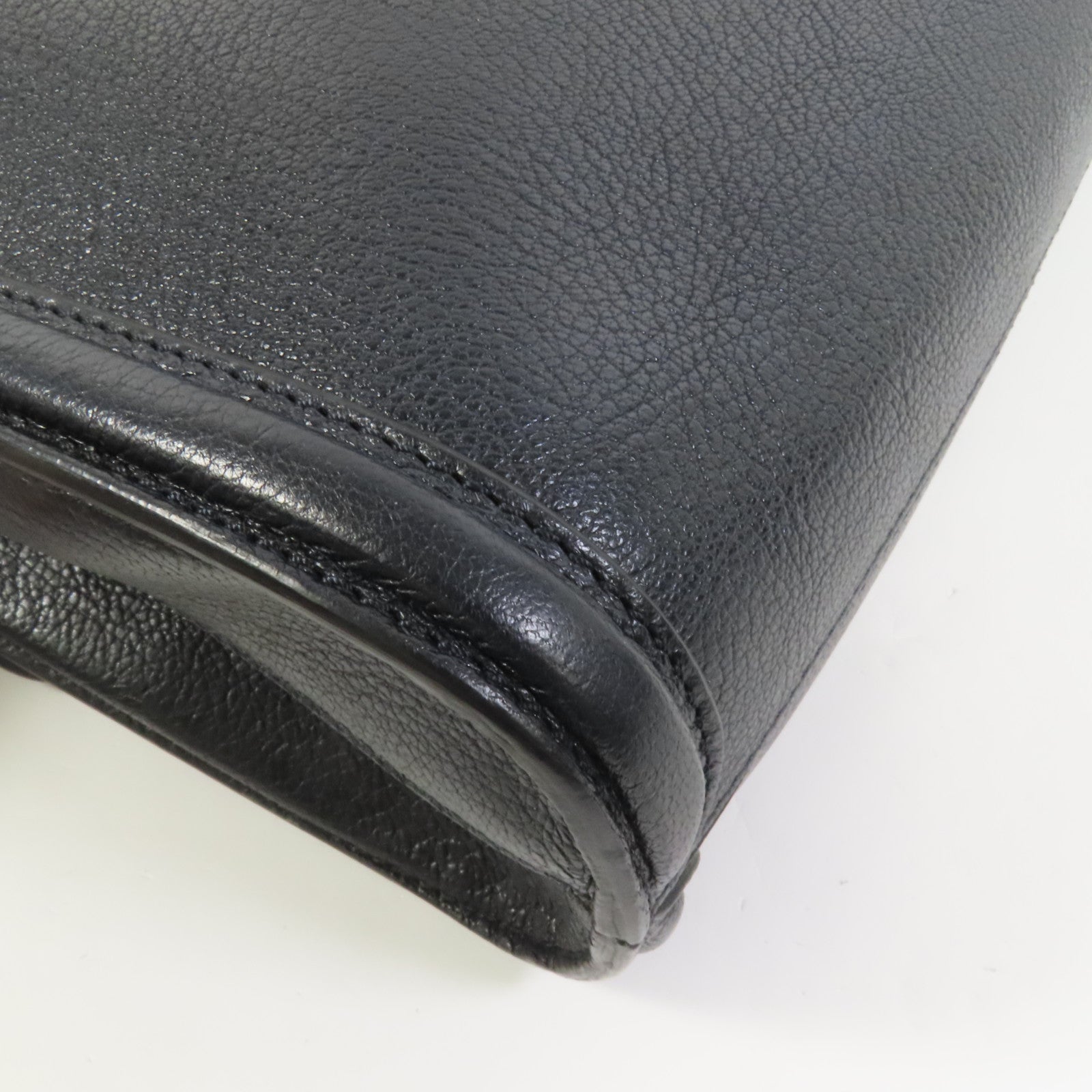 Alexander McQueen 牛皮皮革McQueen Clutch Bag金扣手提包