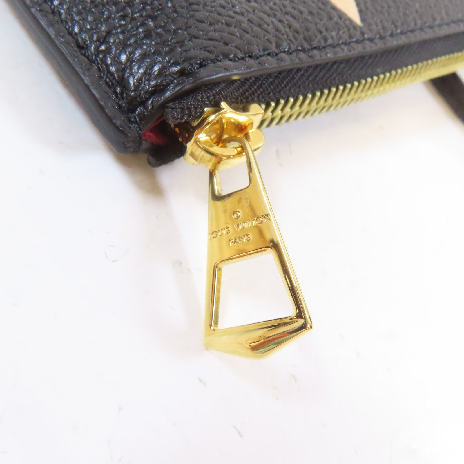 LOUIS VUITTON Monogram Empreinte Neo Noe MM金扣手挽肩背兩用袋黑色
