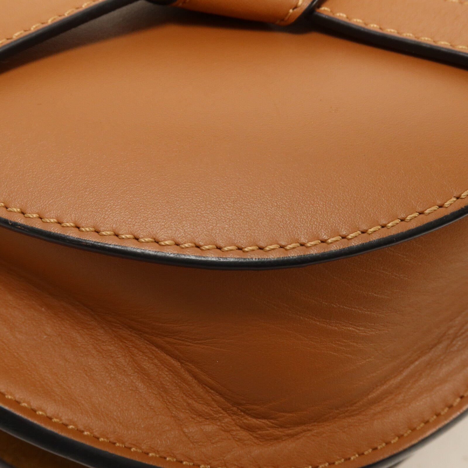 LOEWE 牛皮皮革Small Gate肩背袋