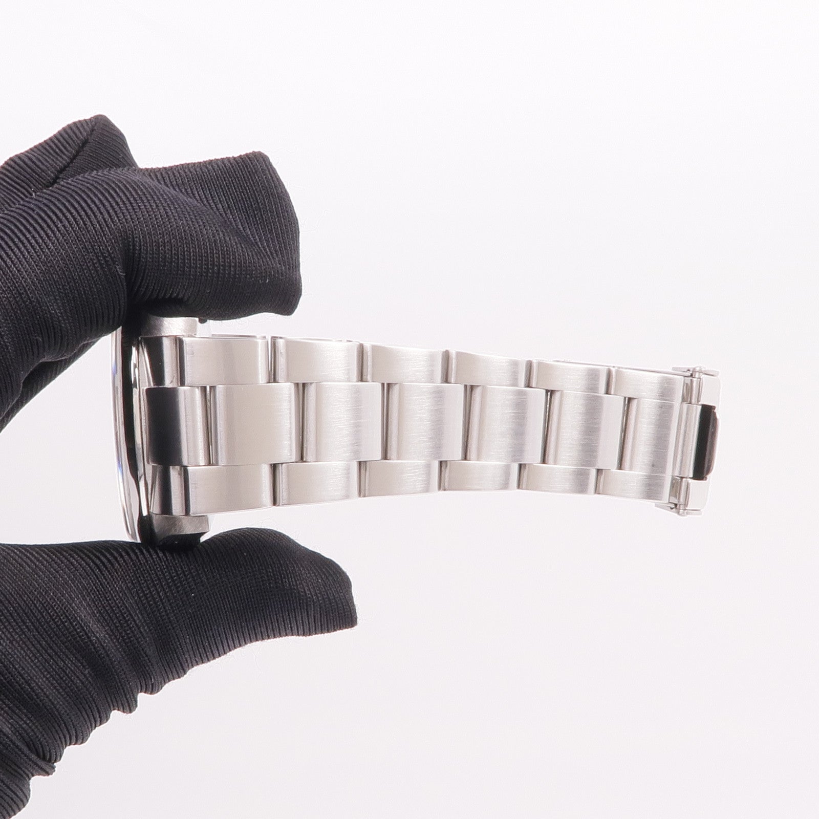 ROLEX Explorer I 114270