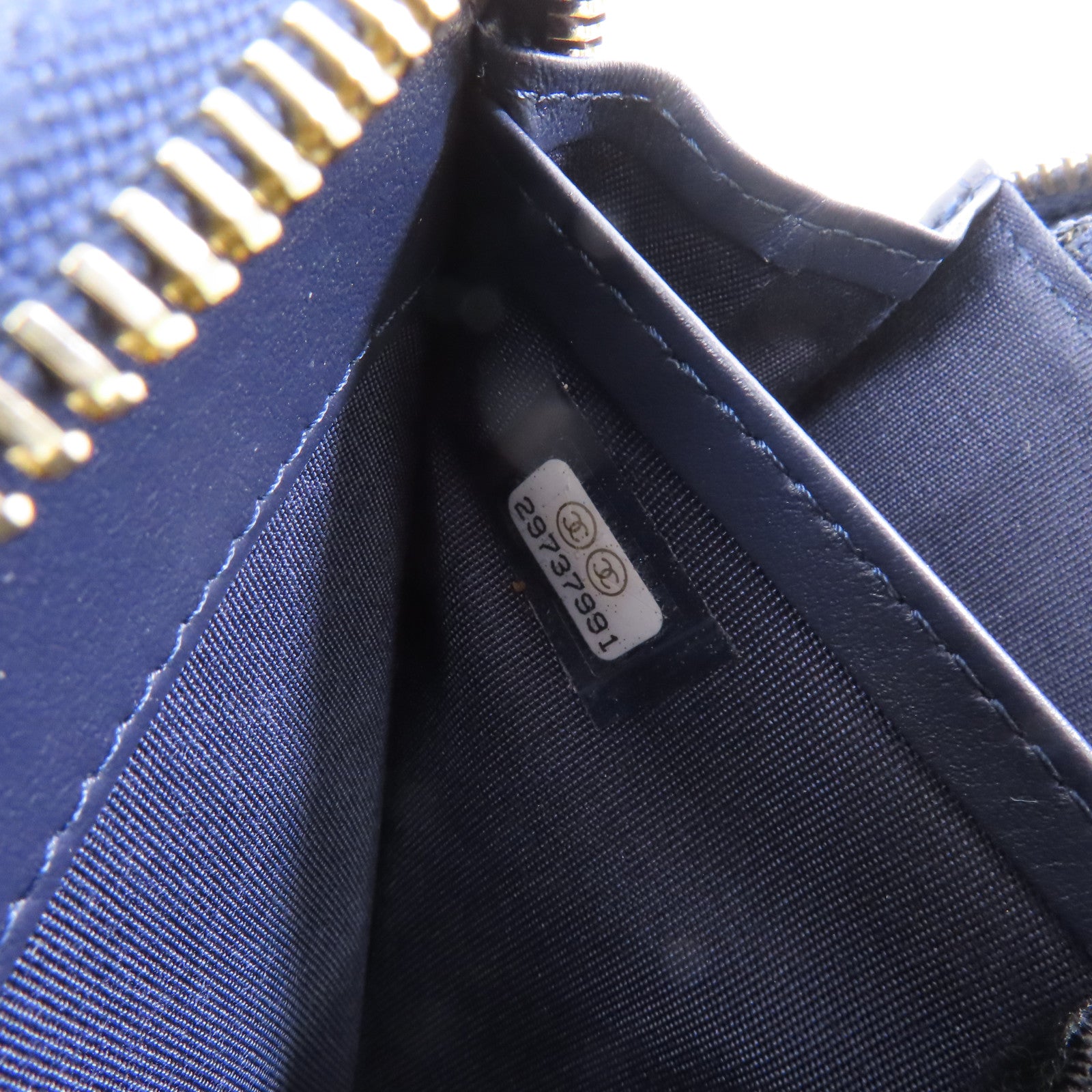 CHANEL 【激減優惠】牛仔布Zipped Long Wallet金扣長錢包藍色