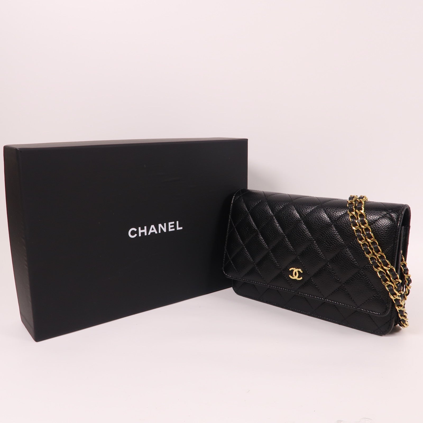 CHANEL 菱格Caviar皮革Wallet On Chain金扣鏈帶肩背袋黑色