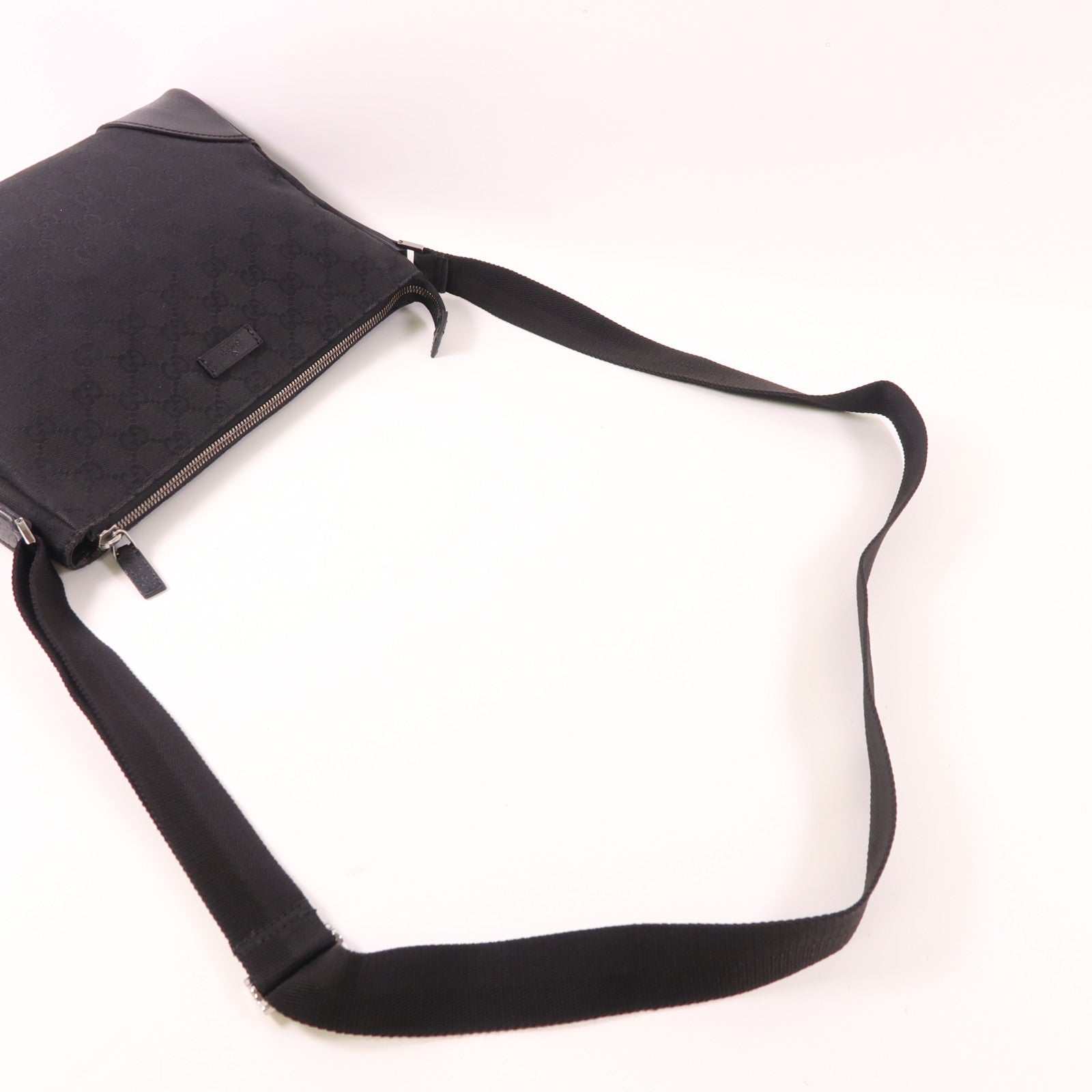 GUCCI 帆布Shoulder Bag銀扣肩背袋