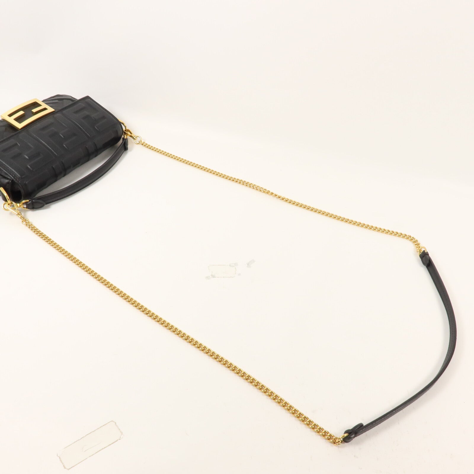 FENDI 牛皮皮革Baguette Mini鏈帶手挽肩背兩用袋