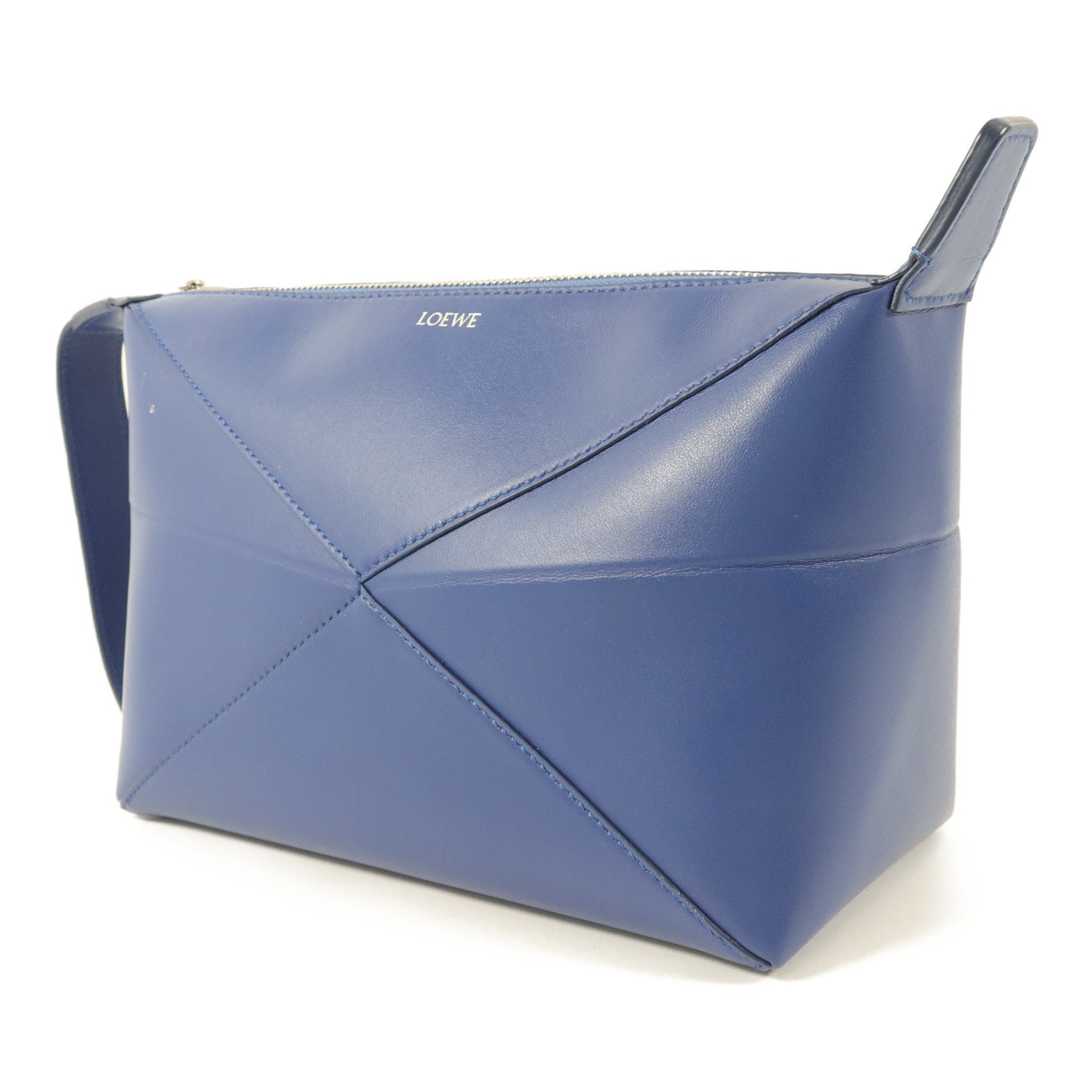 LOEWE 牛皮皮革Puzzle Fold Wash Bag手挽袋