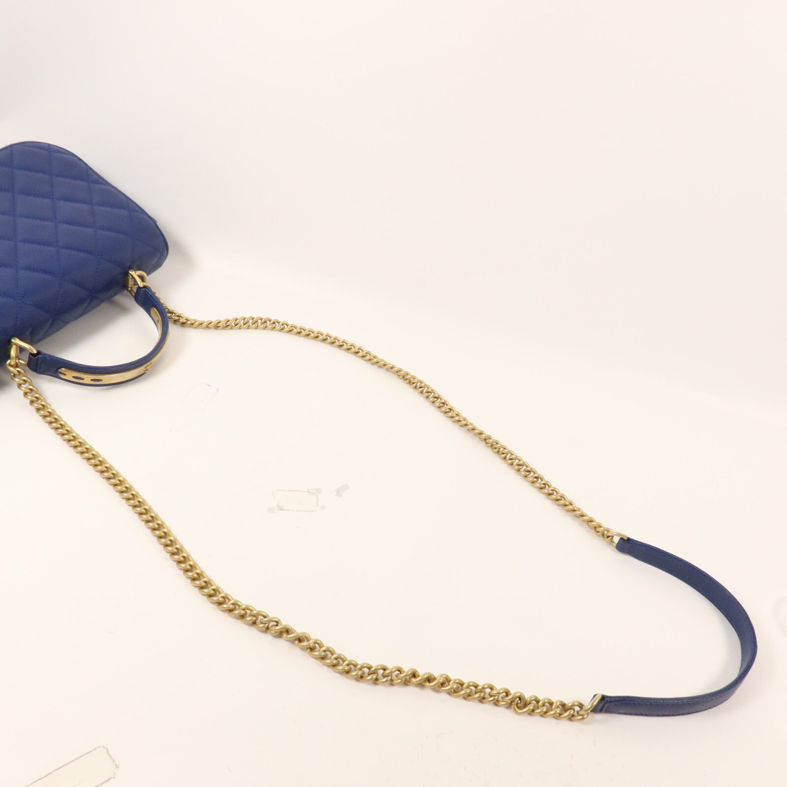 CHANEL 牛皮皮革Carry Around Flap Bag鏈帶手挽肩背兩用袋