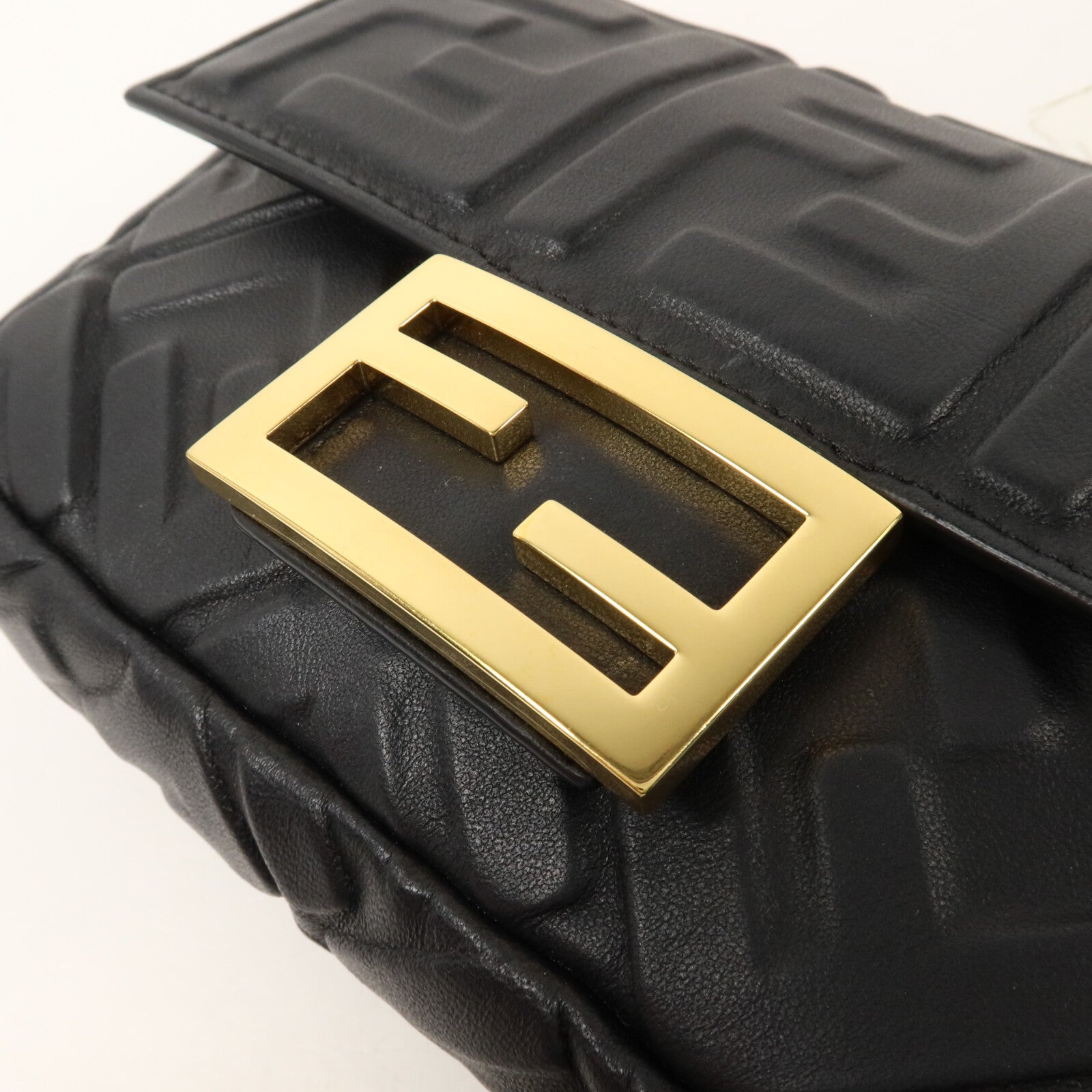 FENDI 牛皮皮革Baguette Mini鏈帶手挽肩背兩用袋