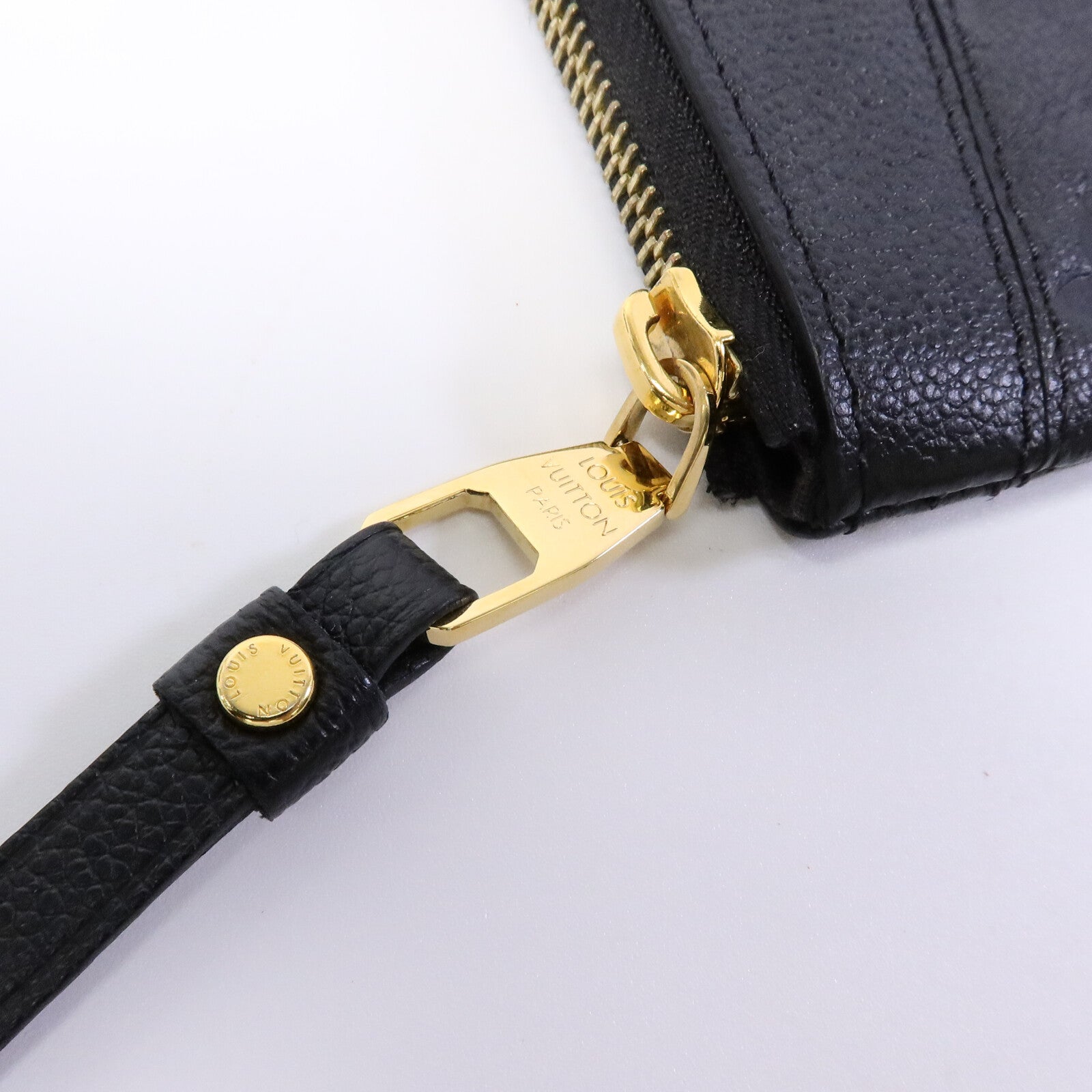 LOUIS VUITTON Monogram Empreinte Daily Pouch金扣手拿包